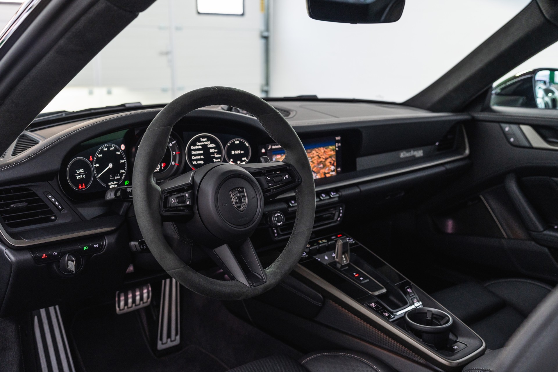 PORSCHE 911 Turbo 50 Jahre-image-11