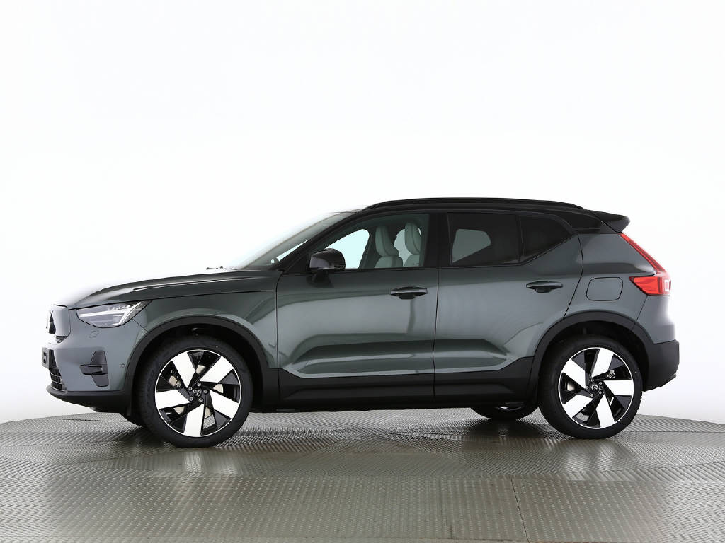 VOLVO EX40 Twin Ultra AWD XCENTRIC-image-4