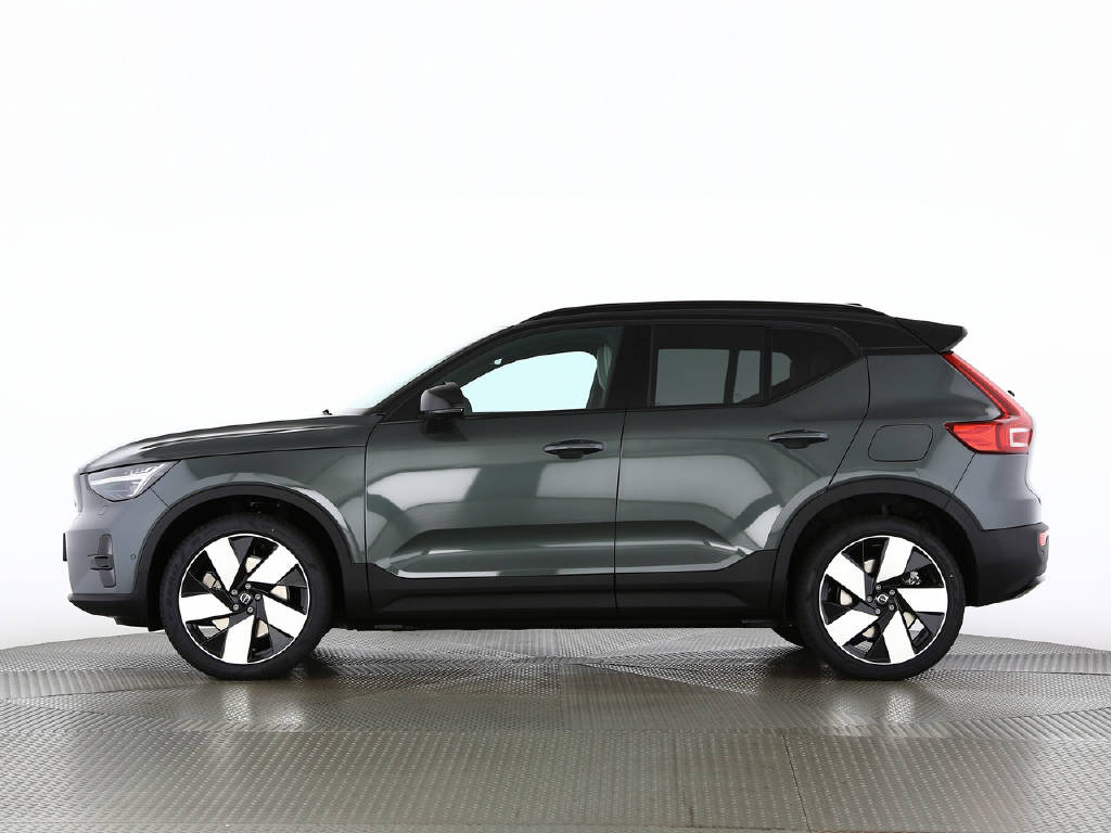 VOLVO EX40 Twin Ultra AWD XCENTRIC-image-3
