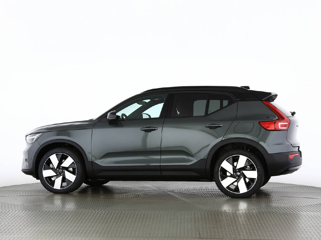 VOLVO EX40 Twin Ultra AWD XCENTRIC-image-4