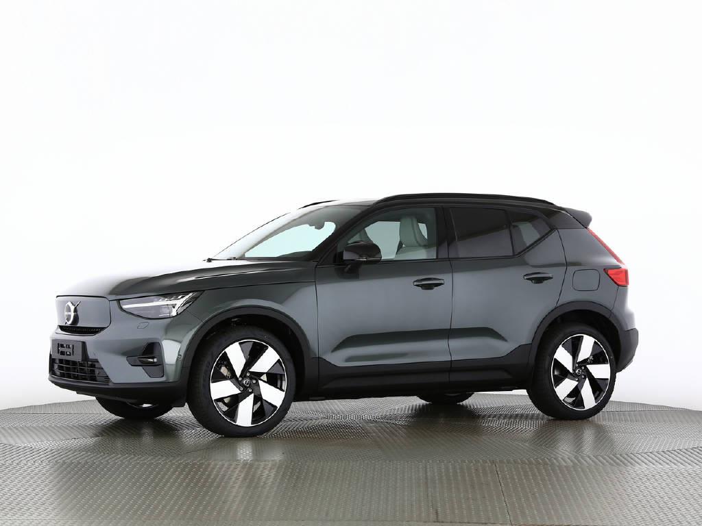 VOLVO EX40 Twin Ultra AWD XCENTRIC-image-1