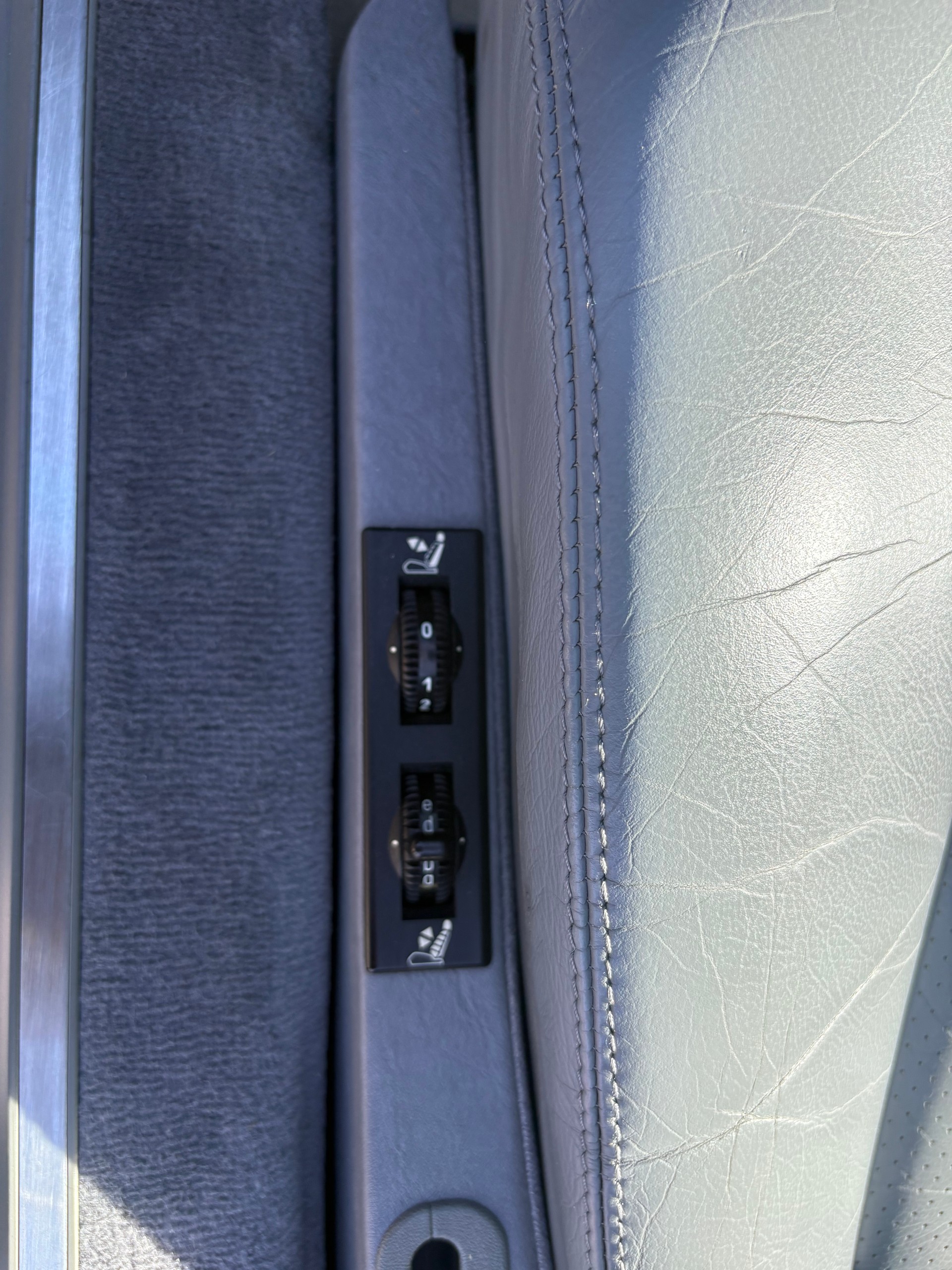 MERCEDES-BENZ SL 500 Automatic-image-13