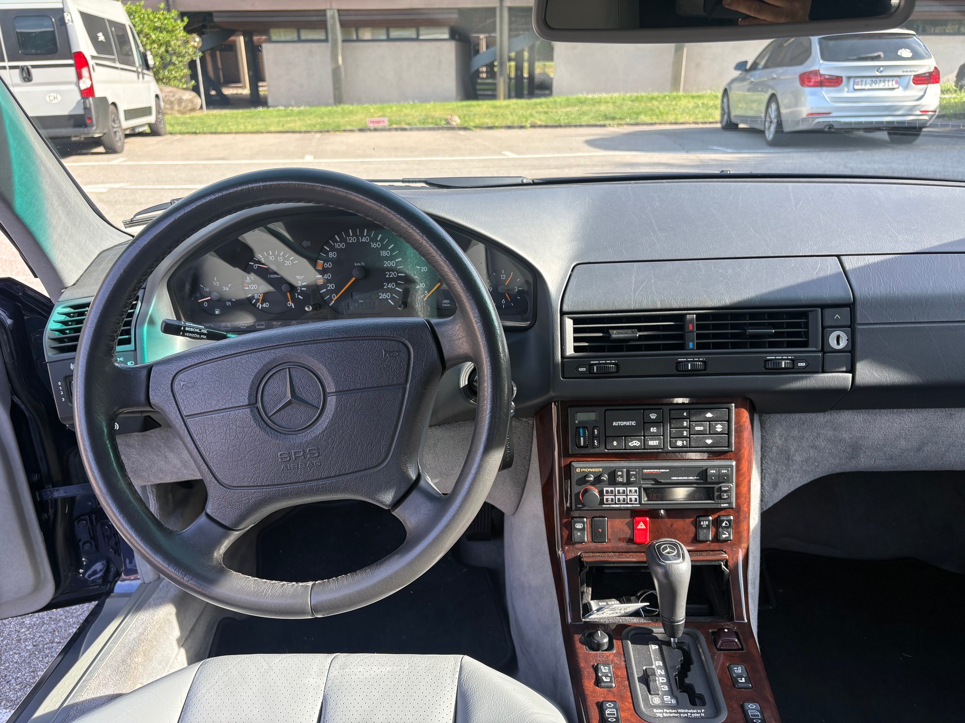 MERCEDES-BENZ SL 500 Automatic-image-8