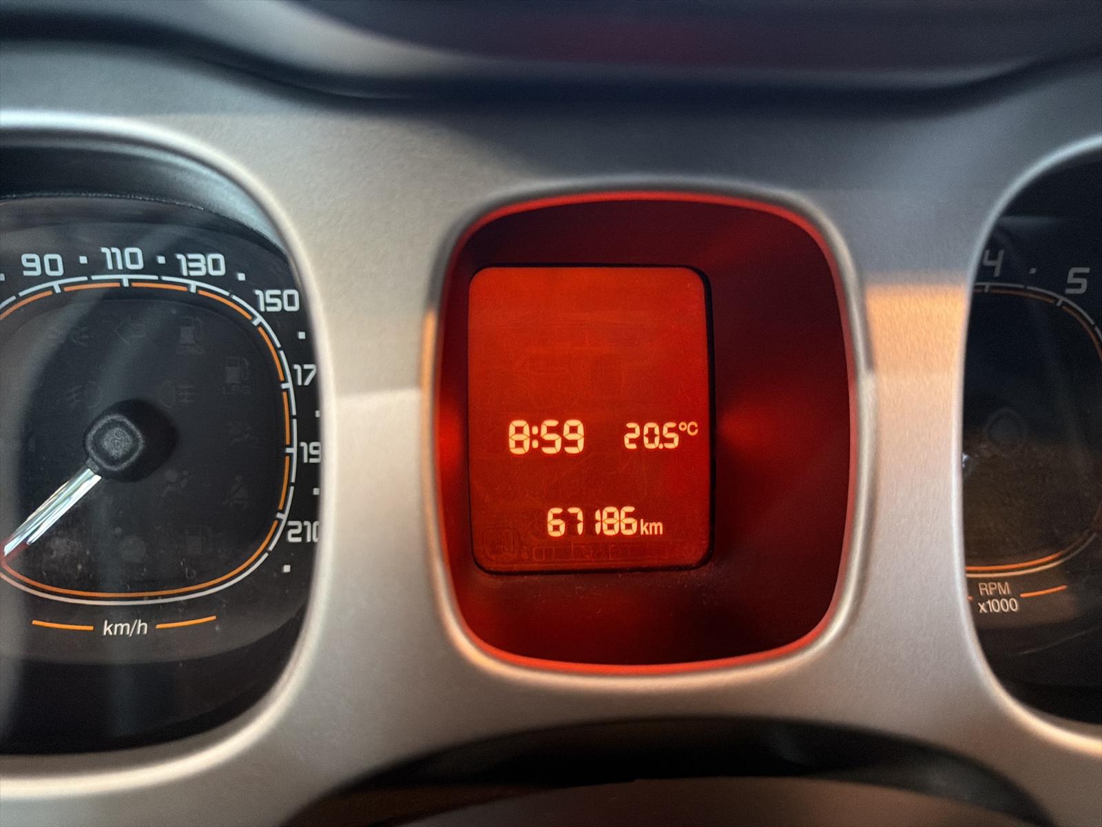 FIAT Panda 0.9 Twinair Turbo Cross 4x4-image-10
