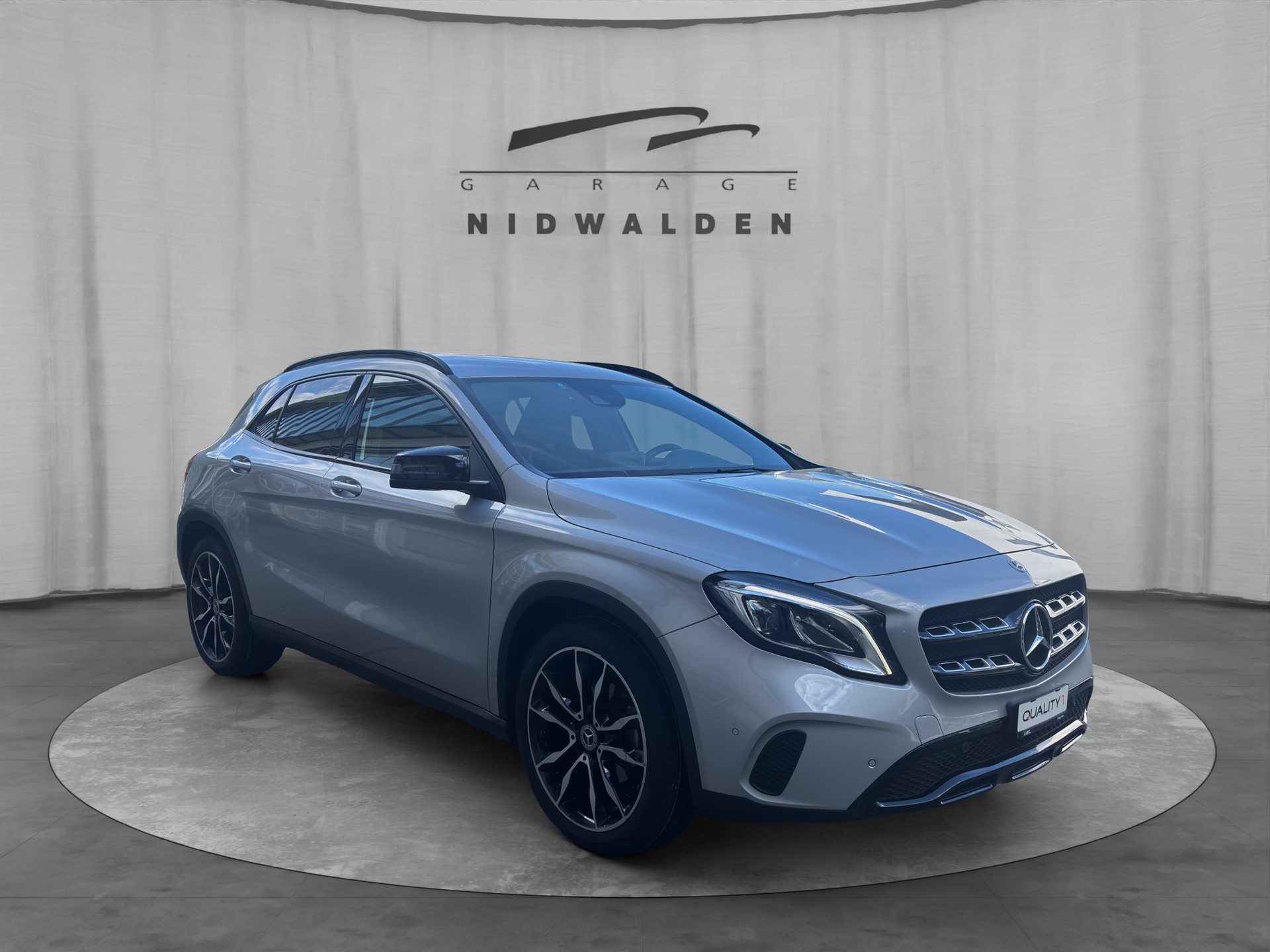 MERCEDES-BENZ GLA 220 d Urban 4Matic 7G-DCT-image-7