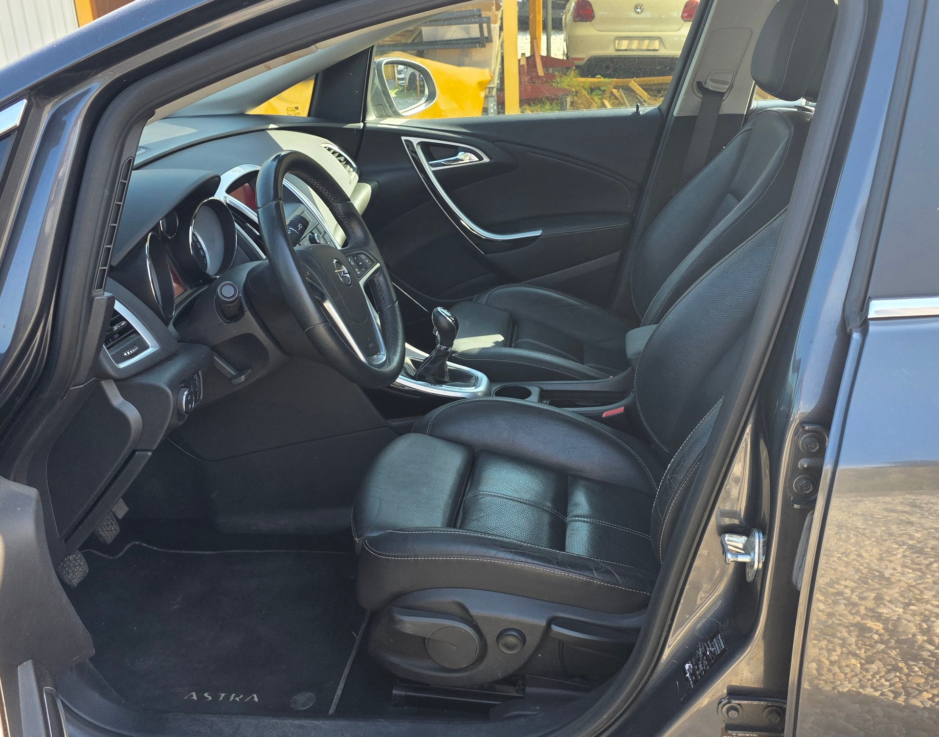 OPEL Astra 1.4i 16V Turbo-image-5