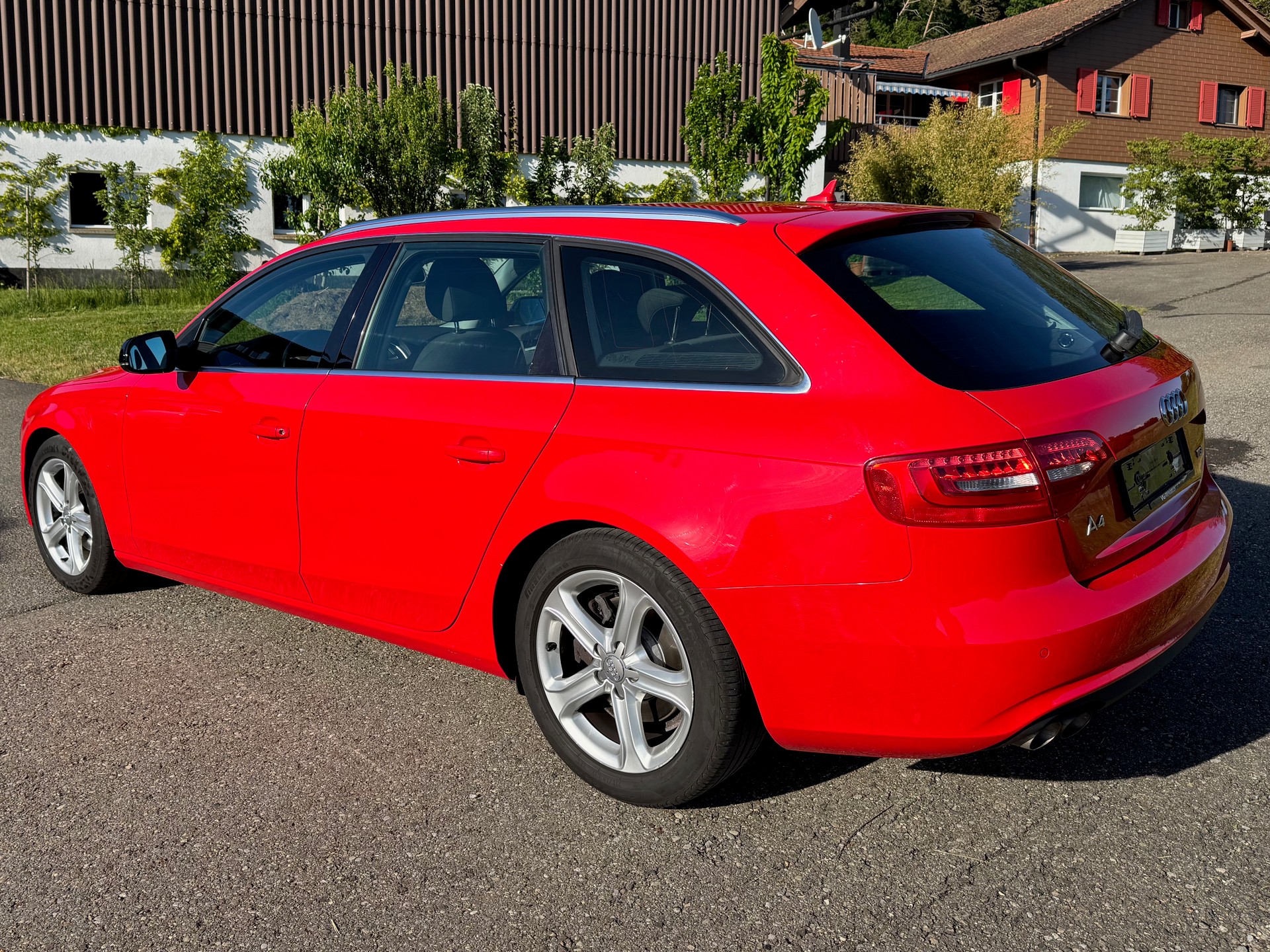 AUDI 2.0 TDI 177 M-Tronic-image-1