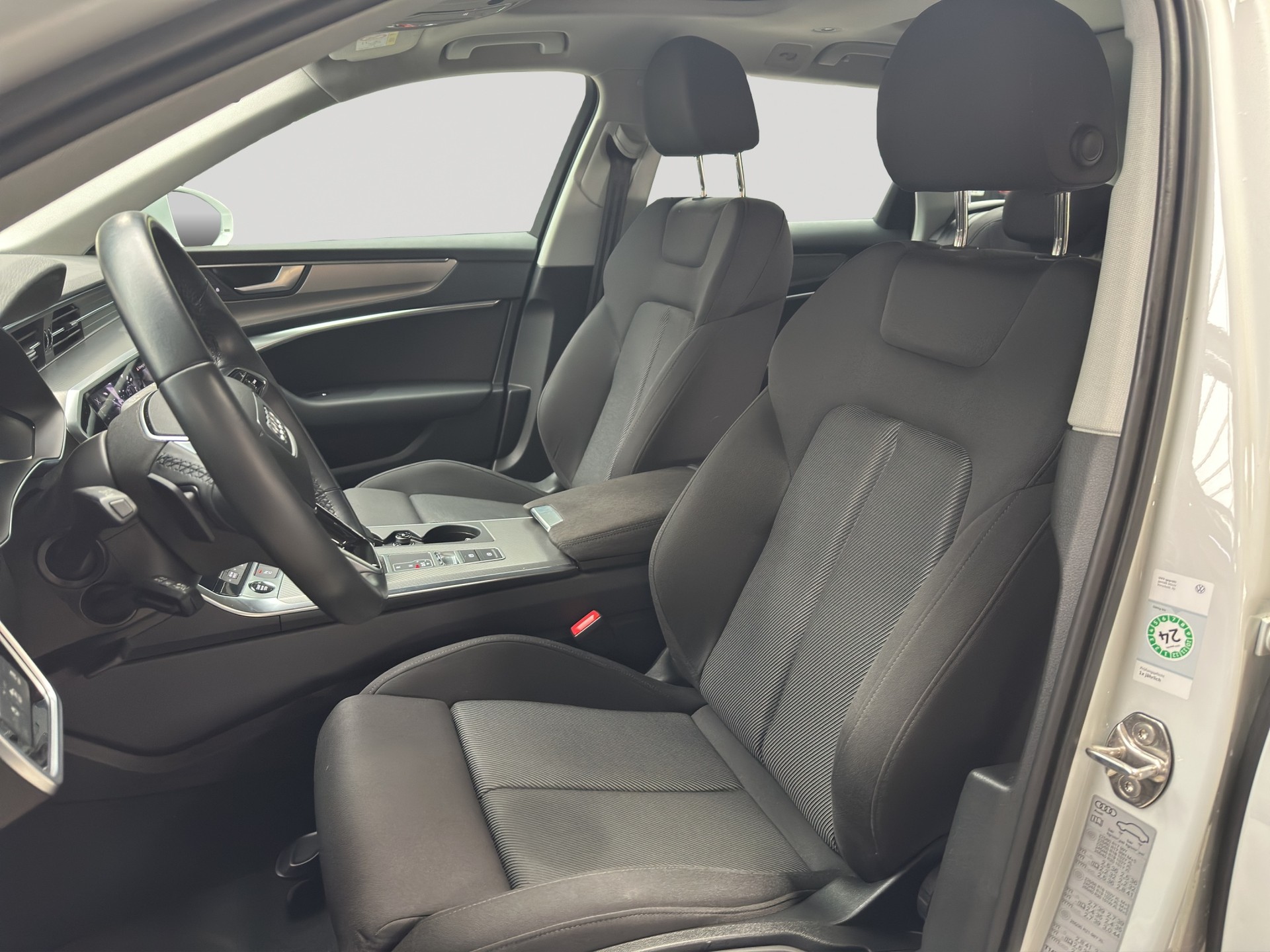 AUDI A6 Avant 40 TDI Sport S-tronic-image-5