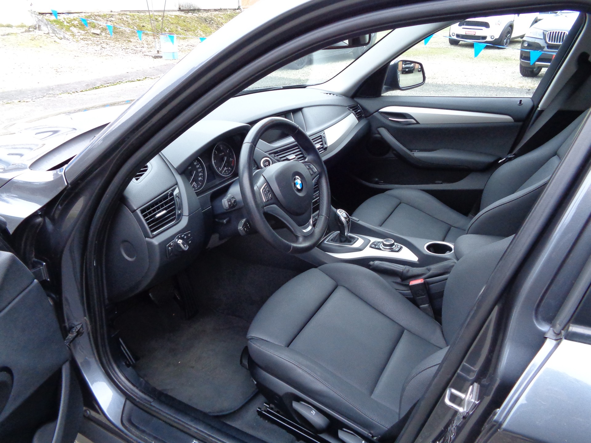BMW X1 xDrive 25d Steptronic-image-8
