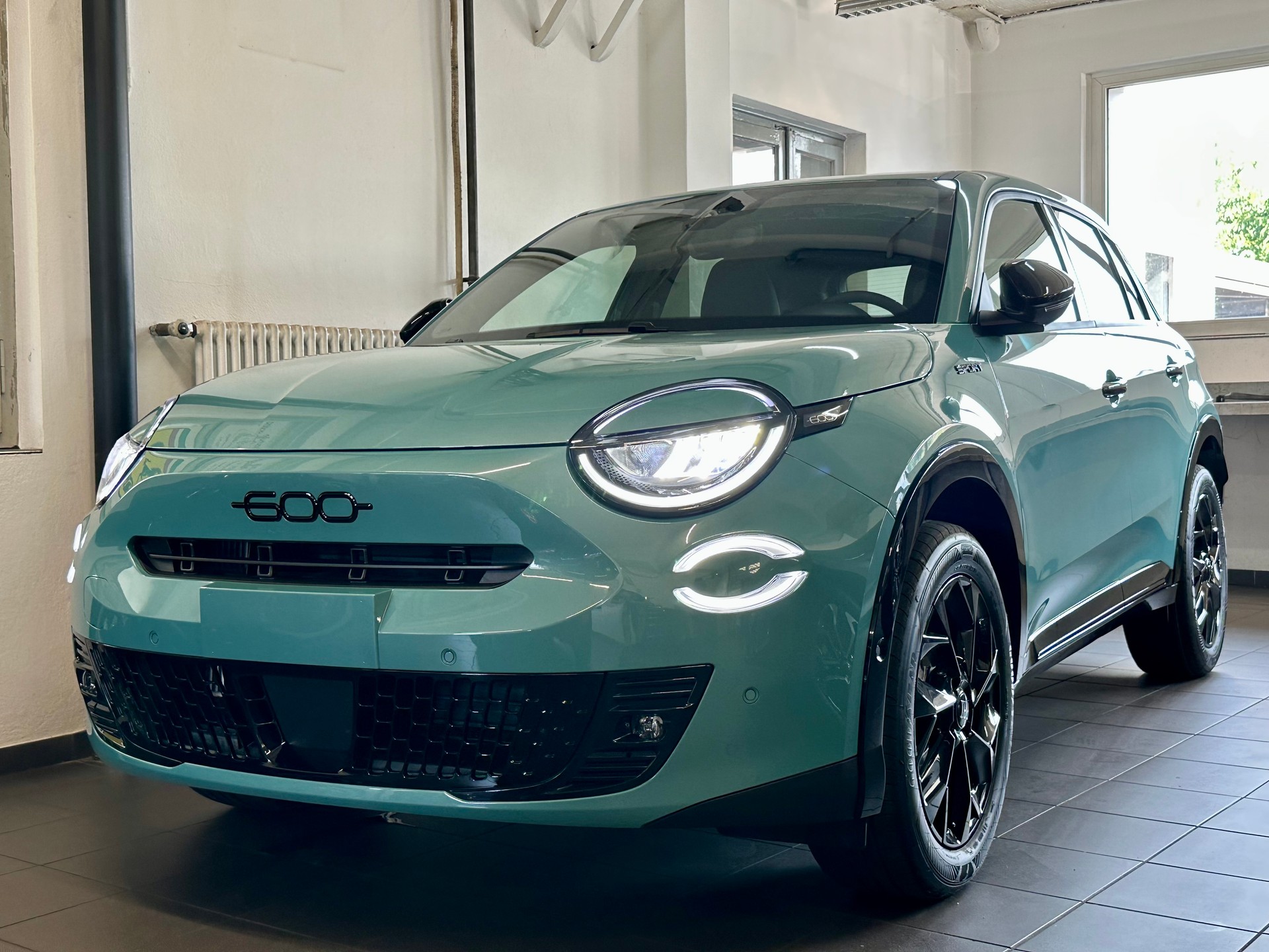 FIAT FIAT 600 1.2 Hybrid 145 Sport-image-5