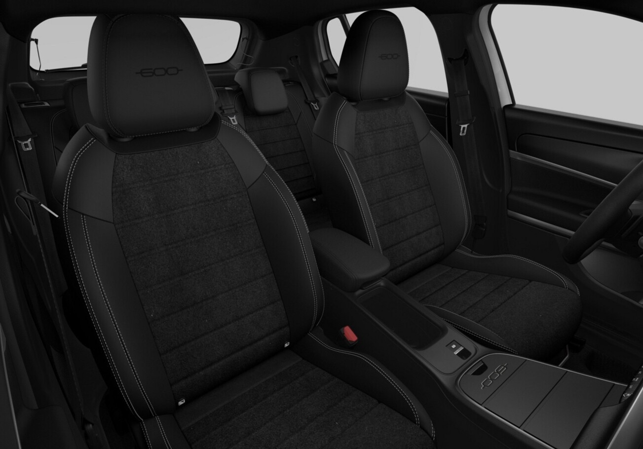 FIAT FIAT 600 1.2 Hybrid 145 Sport-image-6