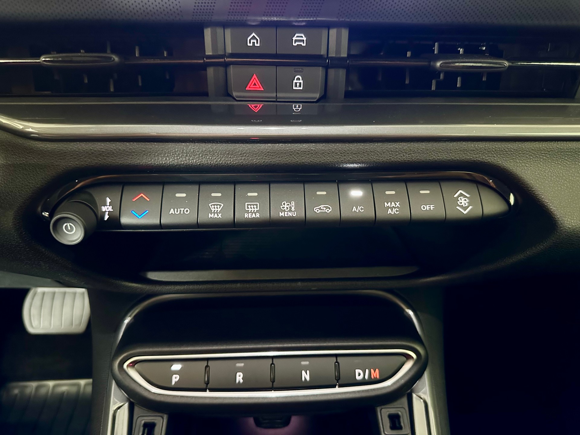 FIAT FIAT 600 1.2 Hybrid 145 Sport-image-26