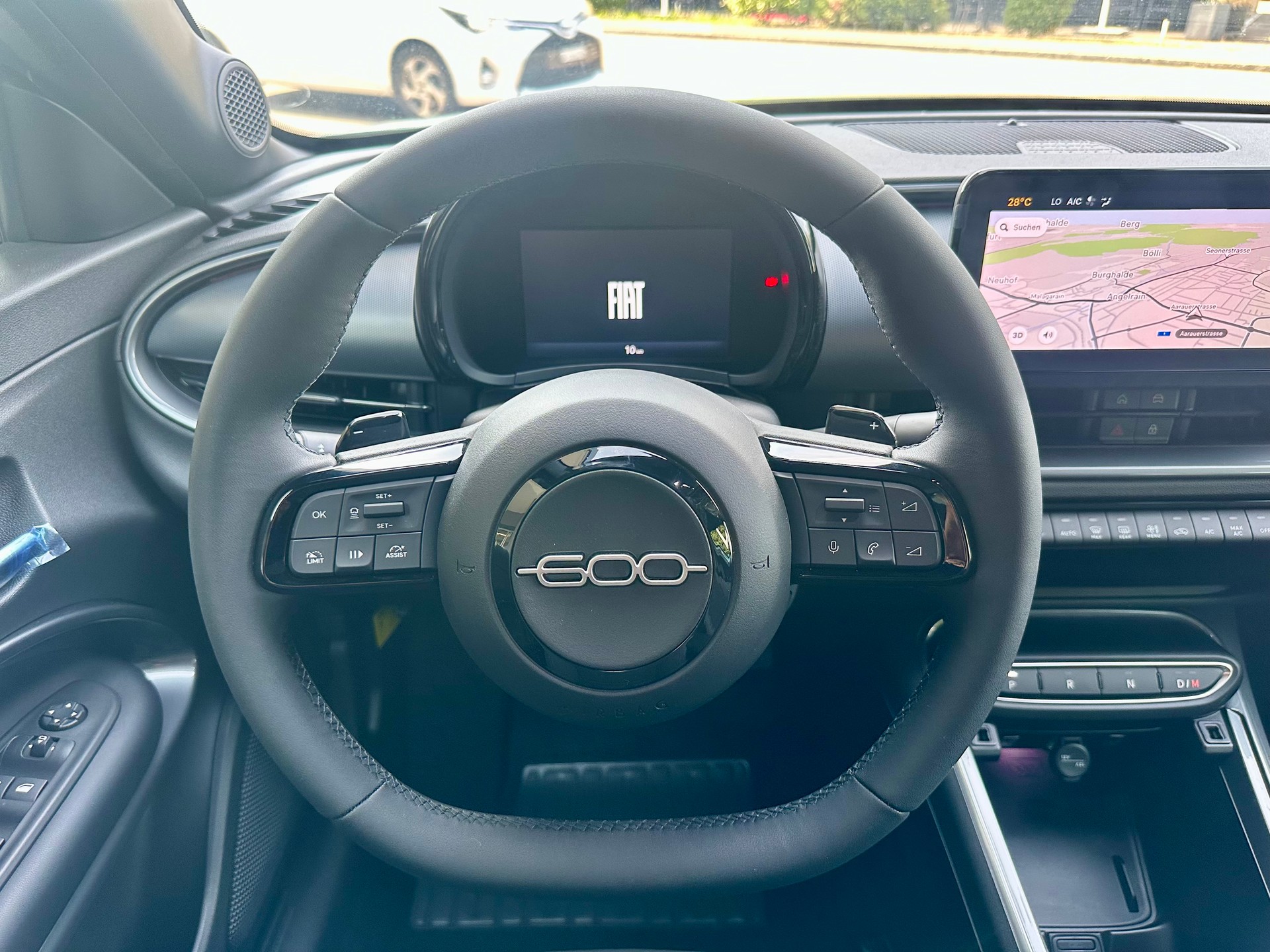 FIAT FIAT 600 1.2 Hybrid 145 Sport-image-12
