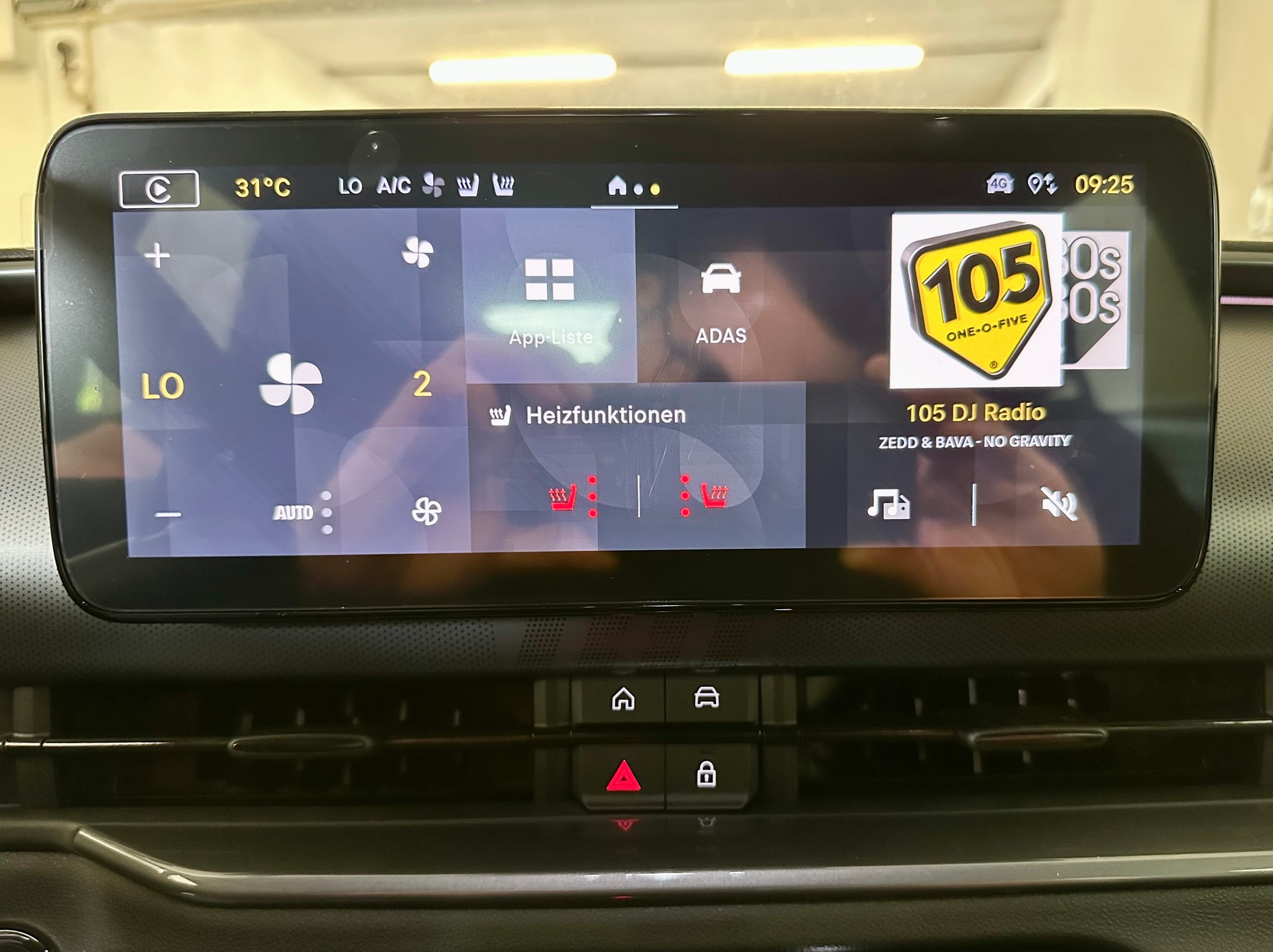 FIAT FIAT 600 1.2 Hybrid 145 Sport-image-24