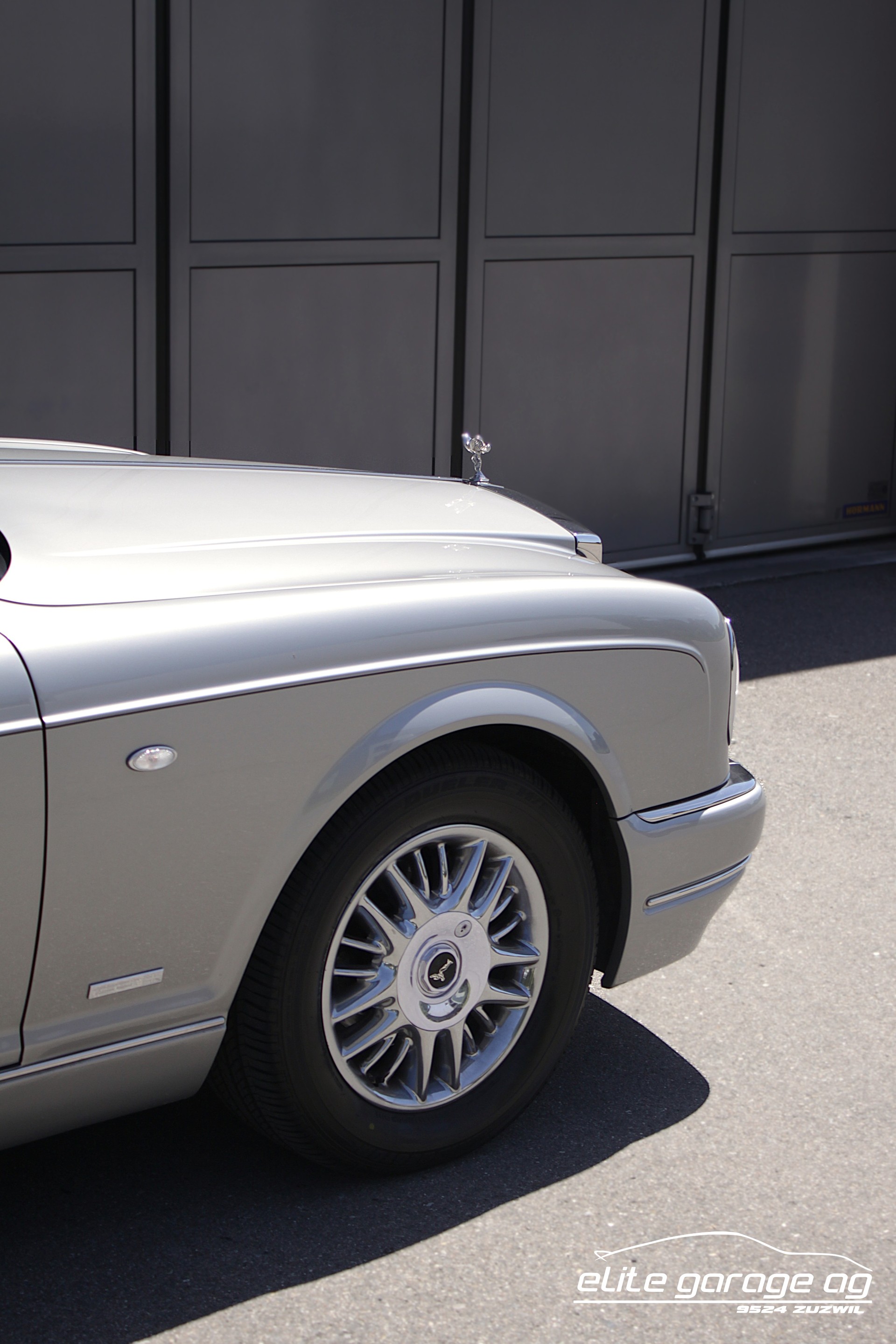 ROLLS-ROYCE Corniche Last of Line Nr. 52 of 56-image-10