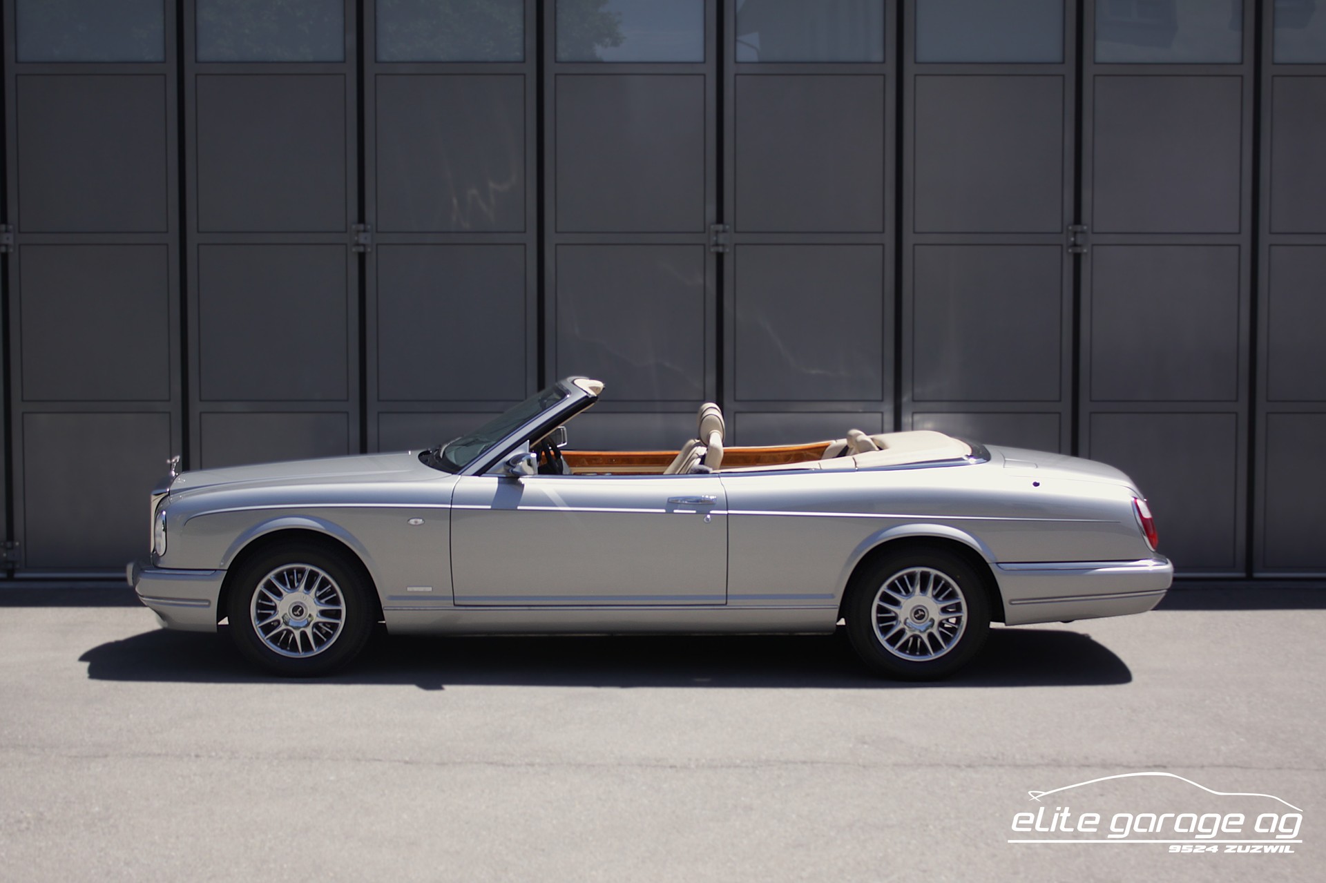 ROLLS-ROYCE Corniche Last of Line Nr. 52 of 56-image-1