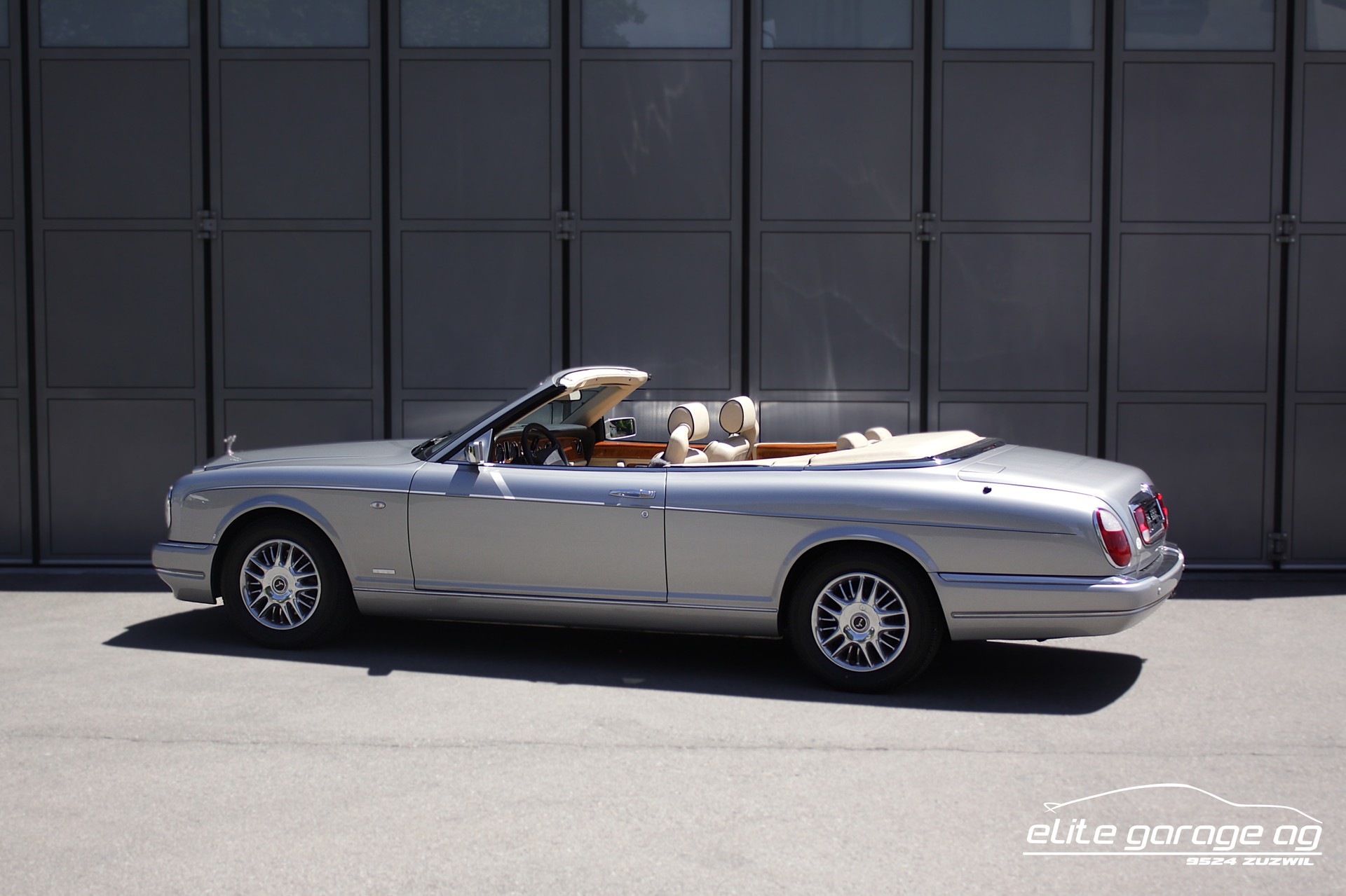 ROLLS-ROYCE Corniche Last of Line Nr. 52 of 56-image-2