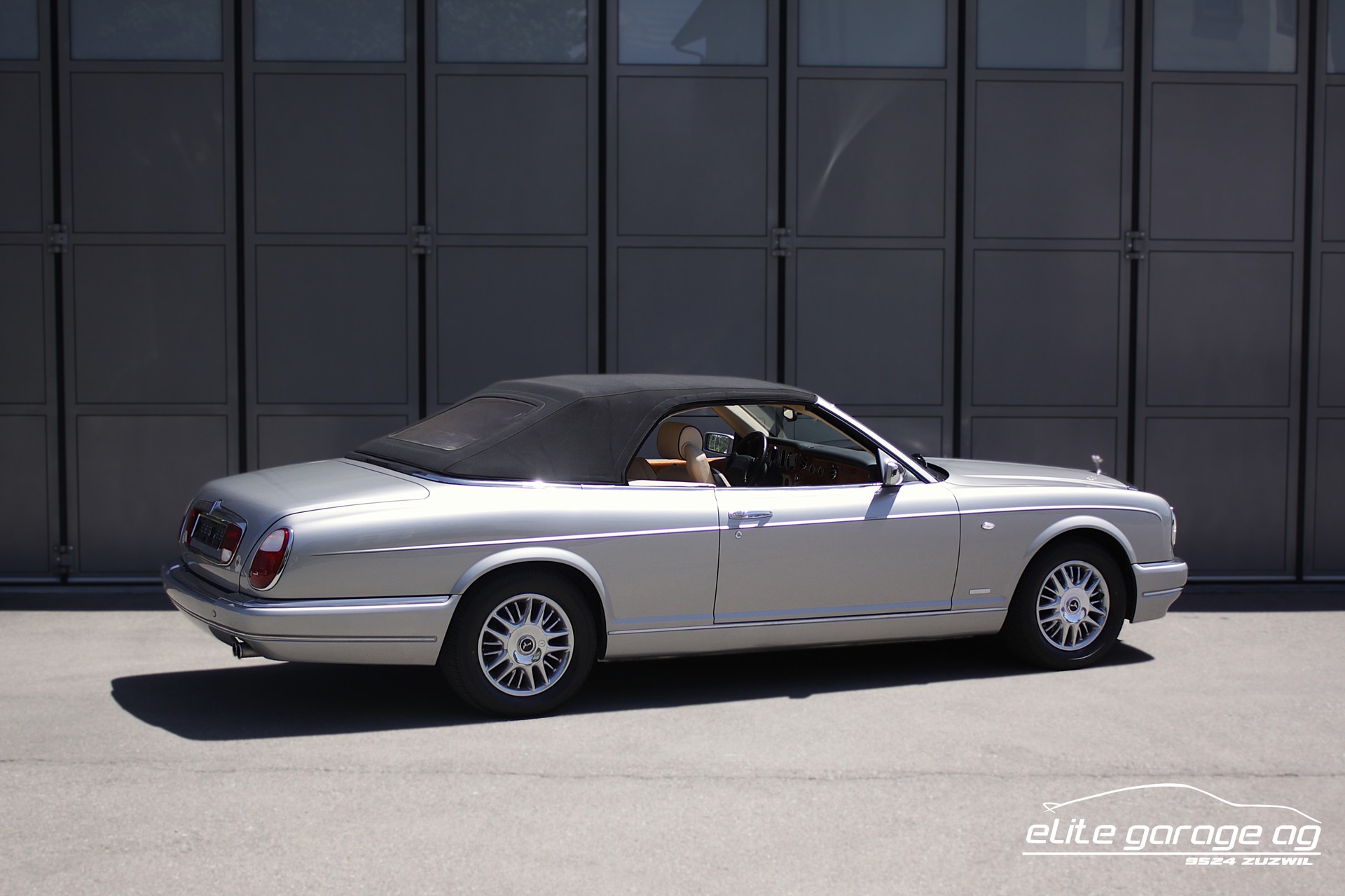 ROLLS-ROYCE Corniche Last of Line Nr. 52 of 56-image-4
