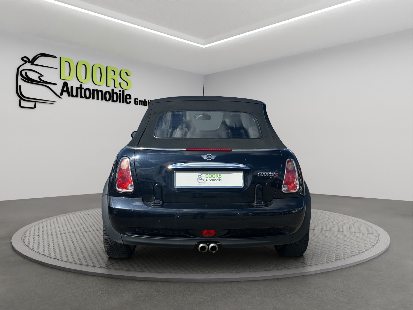 MINI Cooper S Cabriolet-image-4