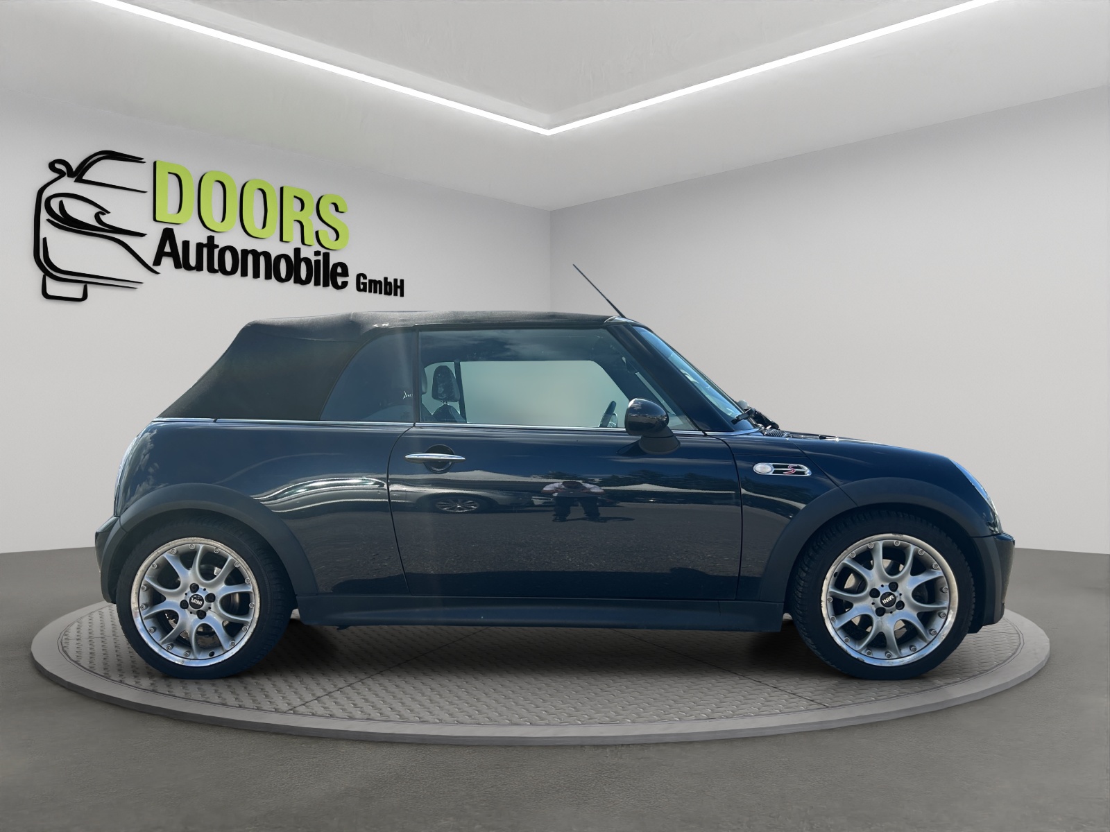 MINI Cooper S Cabriolet-image-5