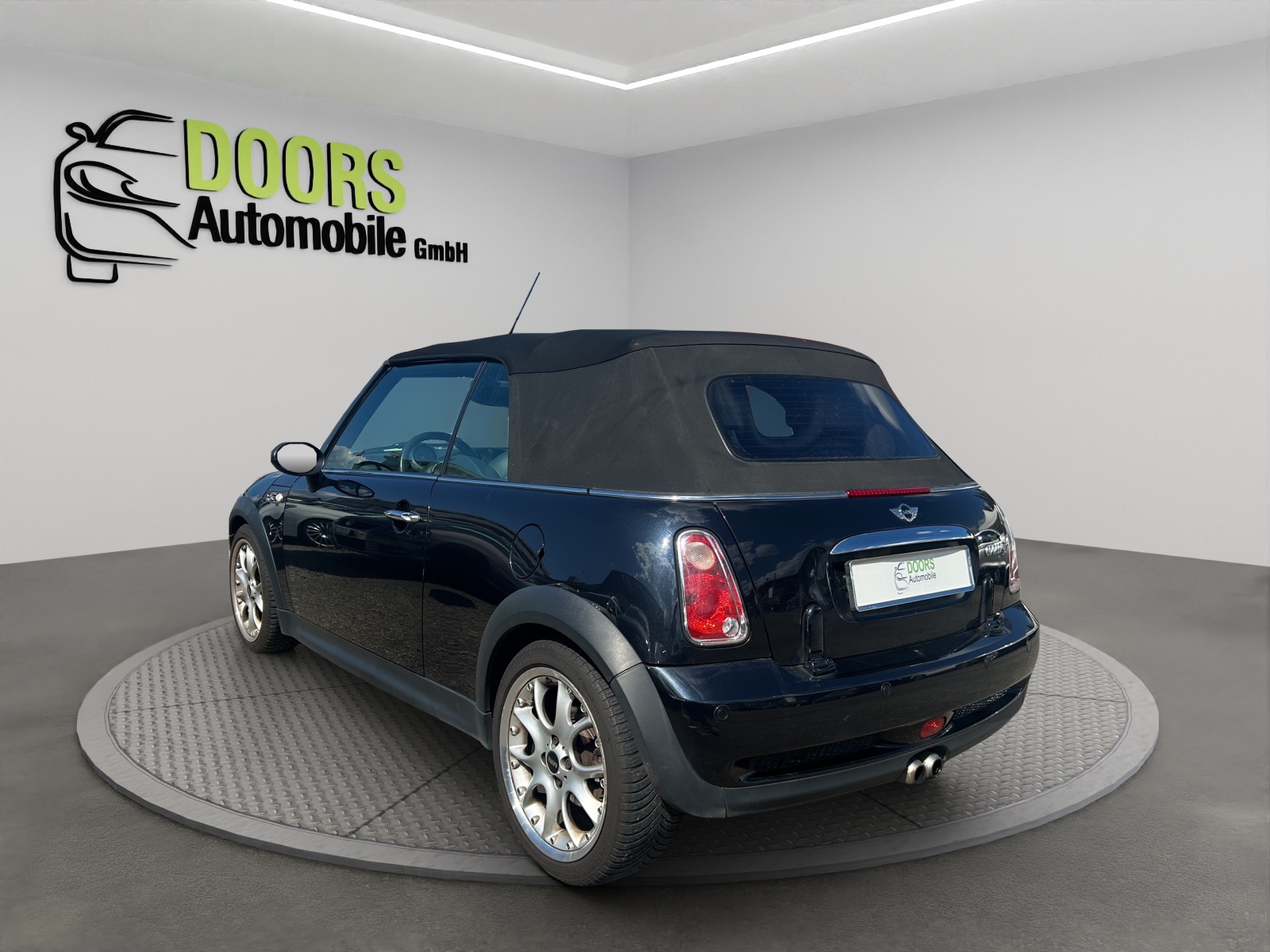 MINI Cooper S Cabriolet-image-8