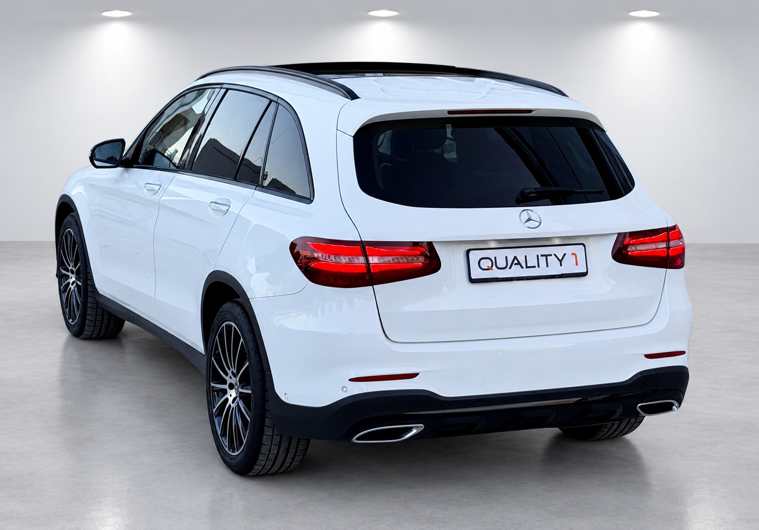 MERCEDES-BENZ GLC 250 d AMG Line 4Matic 9G-Tronic-image-3