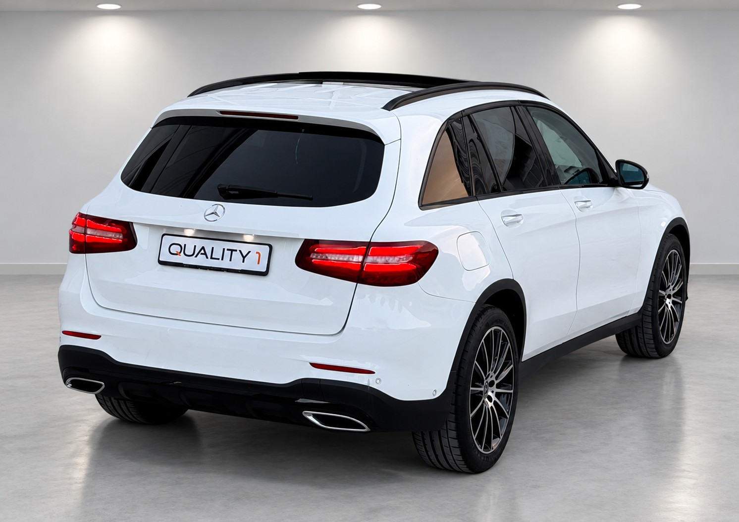 MERCEDES-BENZ GLC 250 d AMG Line 4Matic 9G-Tronic-image-5