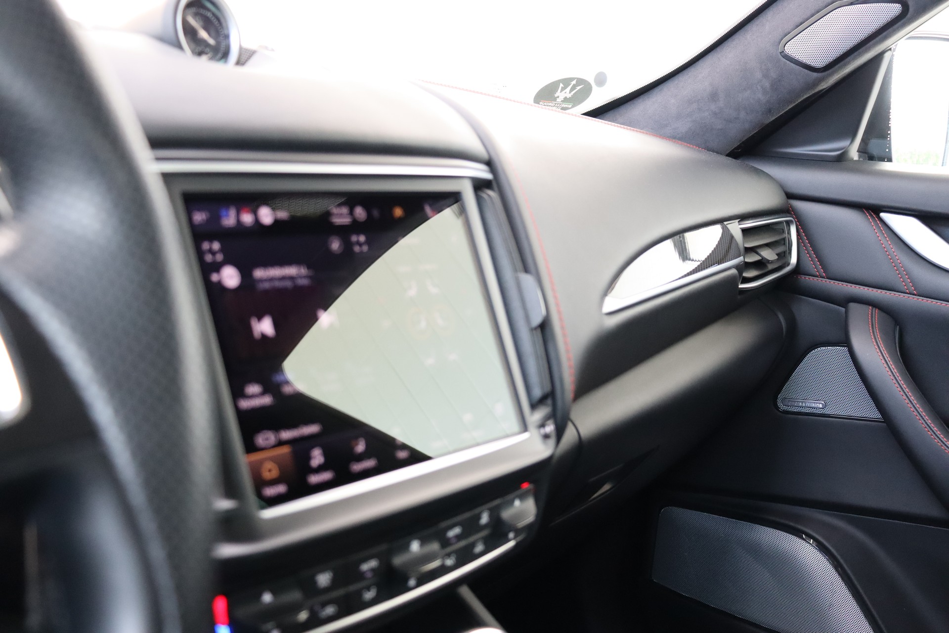 MASERATI Levante 3.8 V8 Trofeo Q4 Automatica-image-19