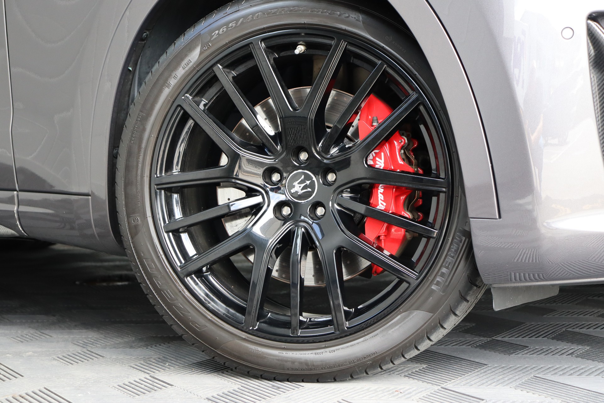 MASERATI Levante 3.8 V8 Trofeo Q4 Automatica-image-5