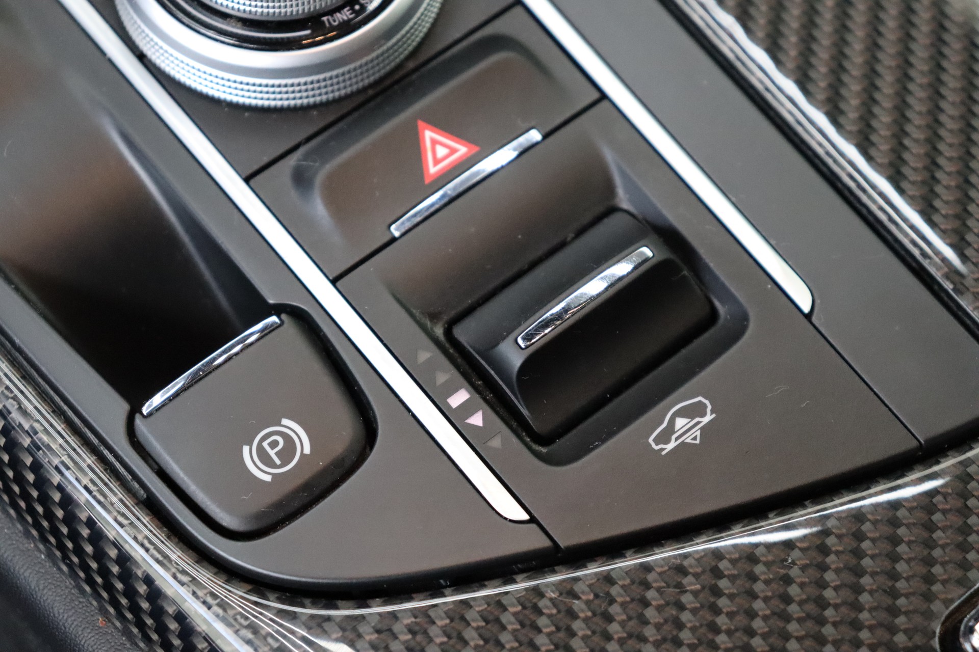 MASERATI Levante 3.8 V8 Trofeo Q4 Automatica-image-24