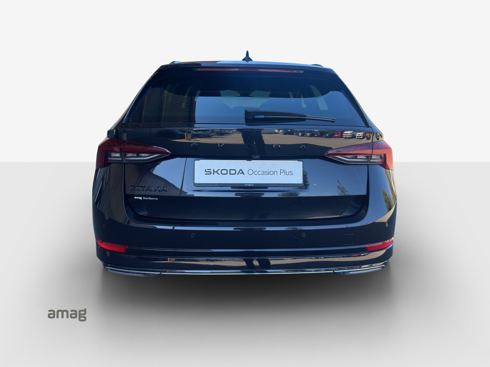 SKODA Octavia Combi 2.0 TDI DSG SportLine 4x4-image-3