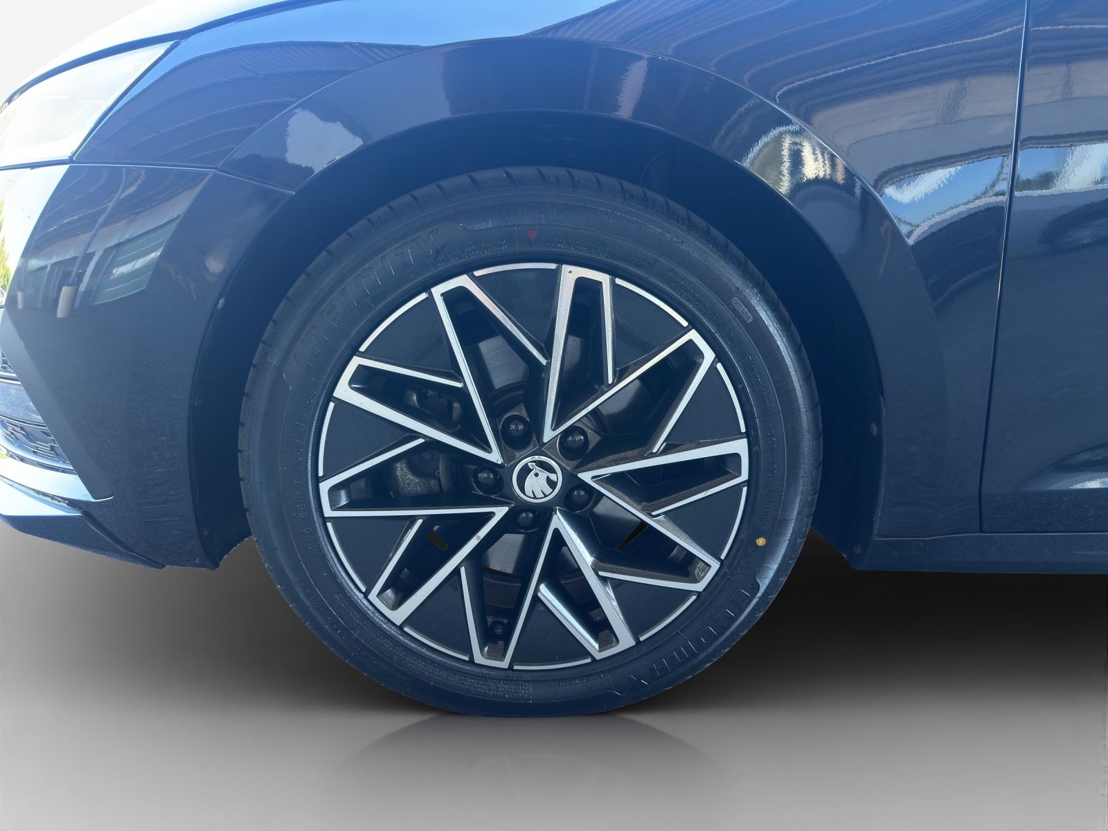 SKODA Octavia Combi 2.0 TDI DSG SportLine 4x4-image-15