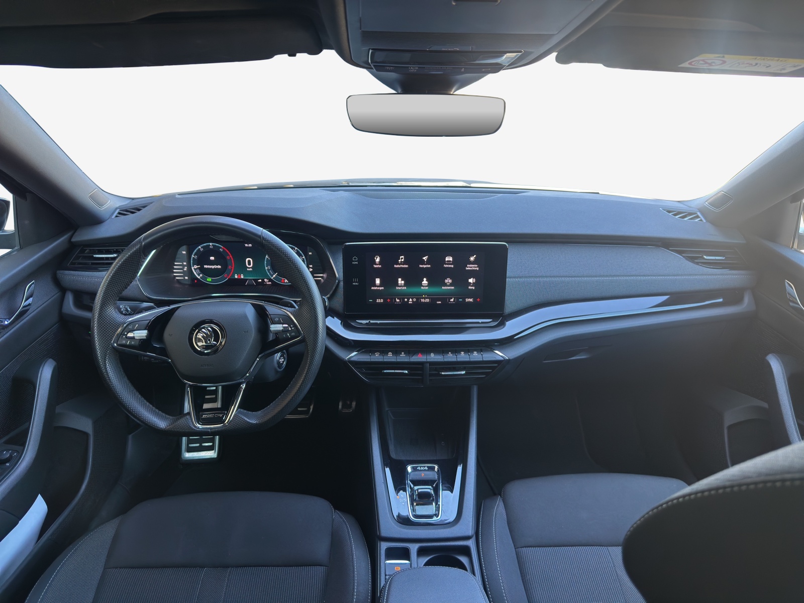 SKODA Octavia Combi 2.0 TDI DSG SportLine 4x4-image-8