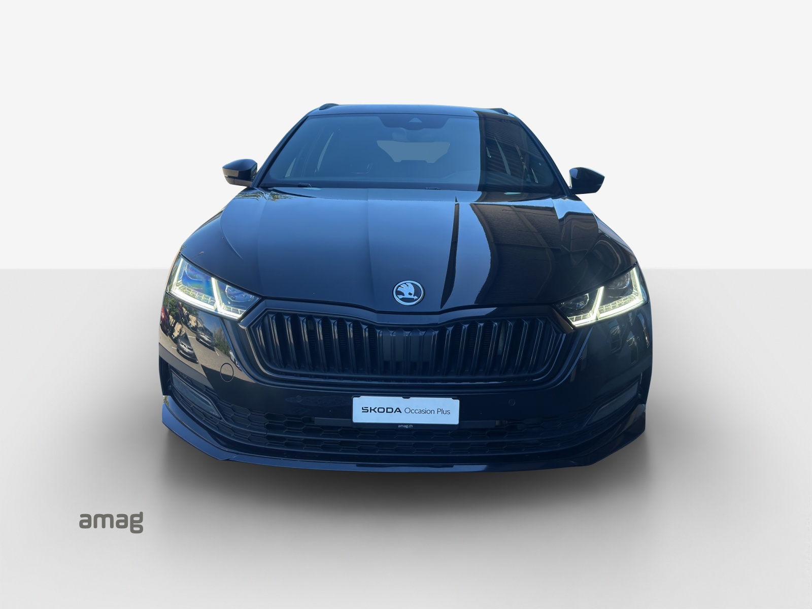 SKODA Octavia Combi 2.0 TDI DSG SportLine 4x4-image-6