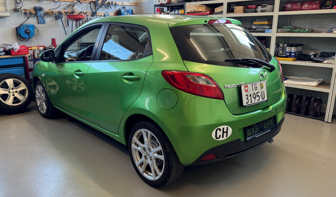 MAZDA 2 1.3i 16V Exclusive-image-2