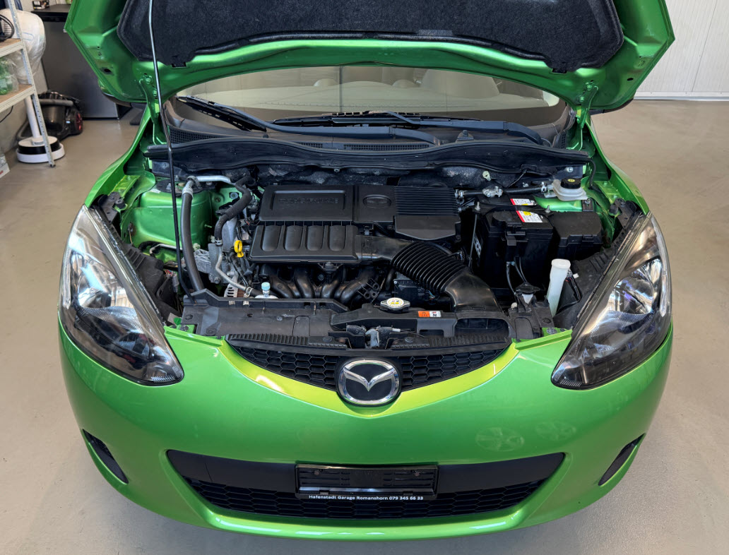 MAZDA 2 1.3i 16V Exclusive-image-7