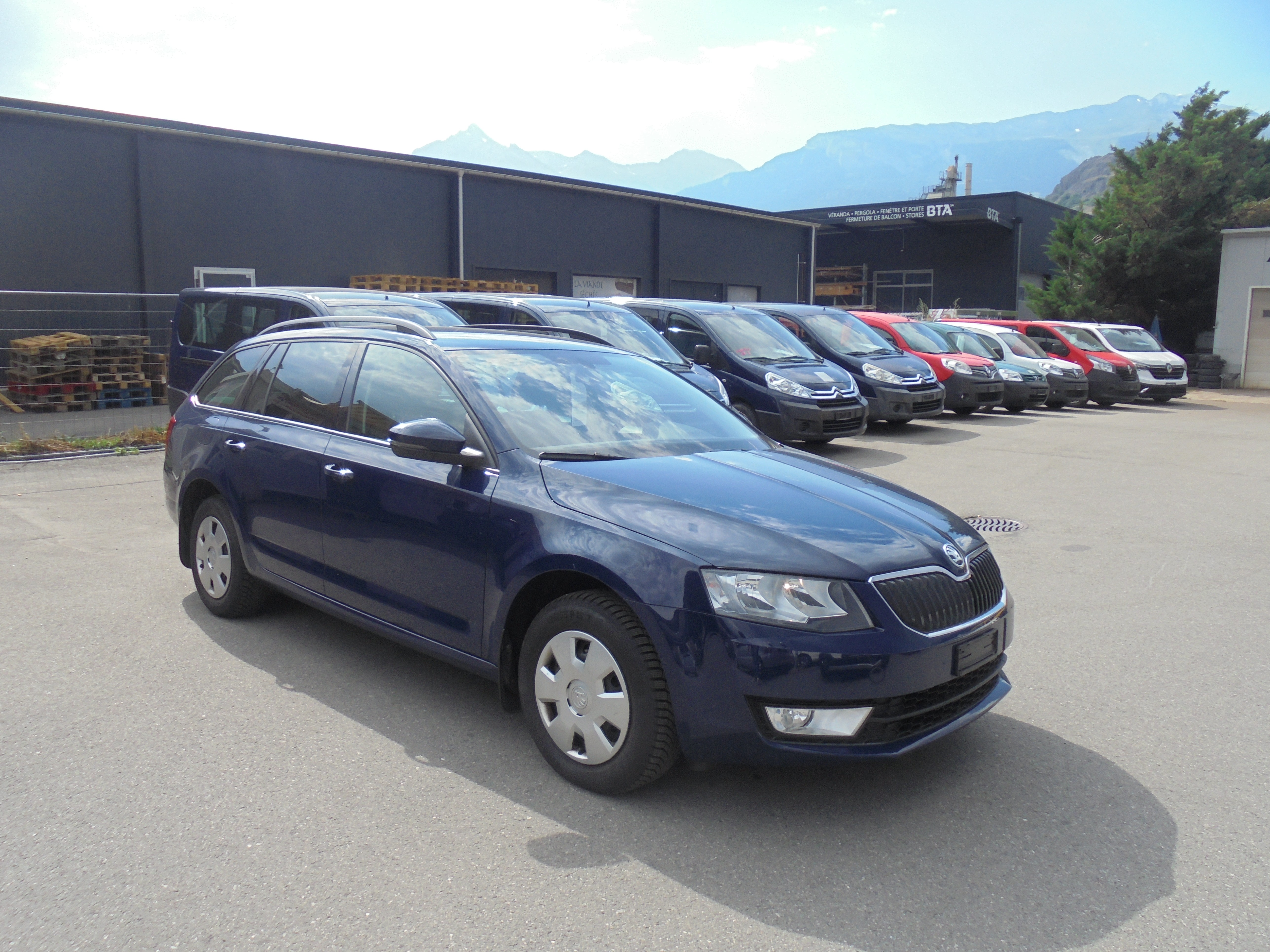 Car photo