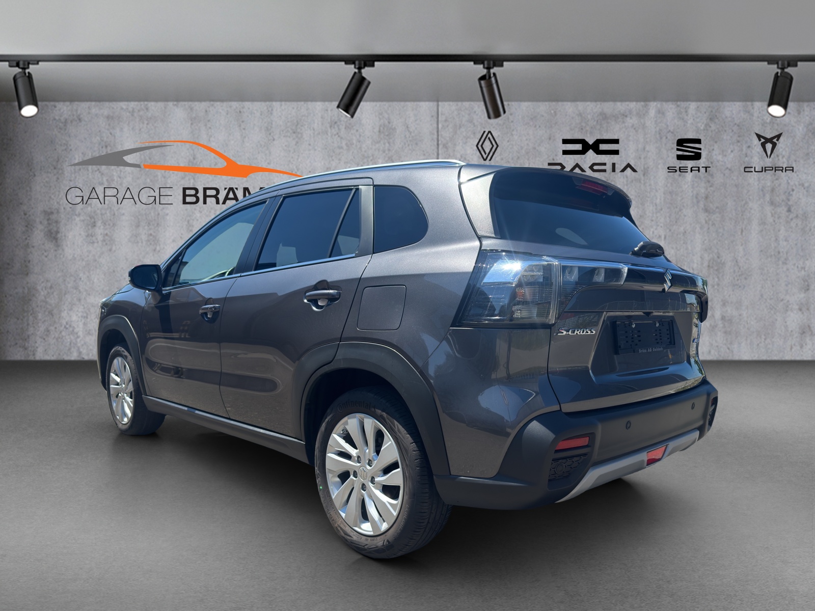 SUZUKI S-Cross 1.4 16V Compact+ MHD 4WD Automatic-image-3