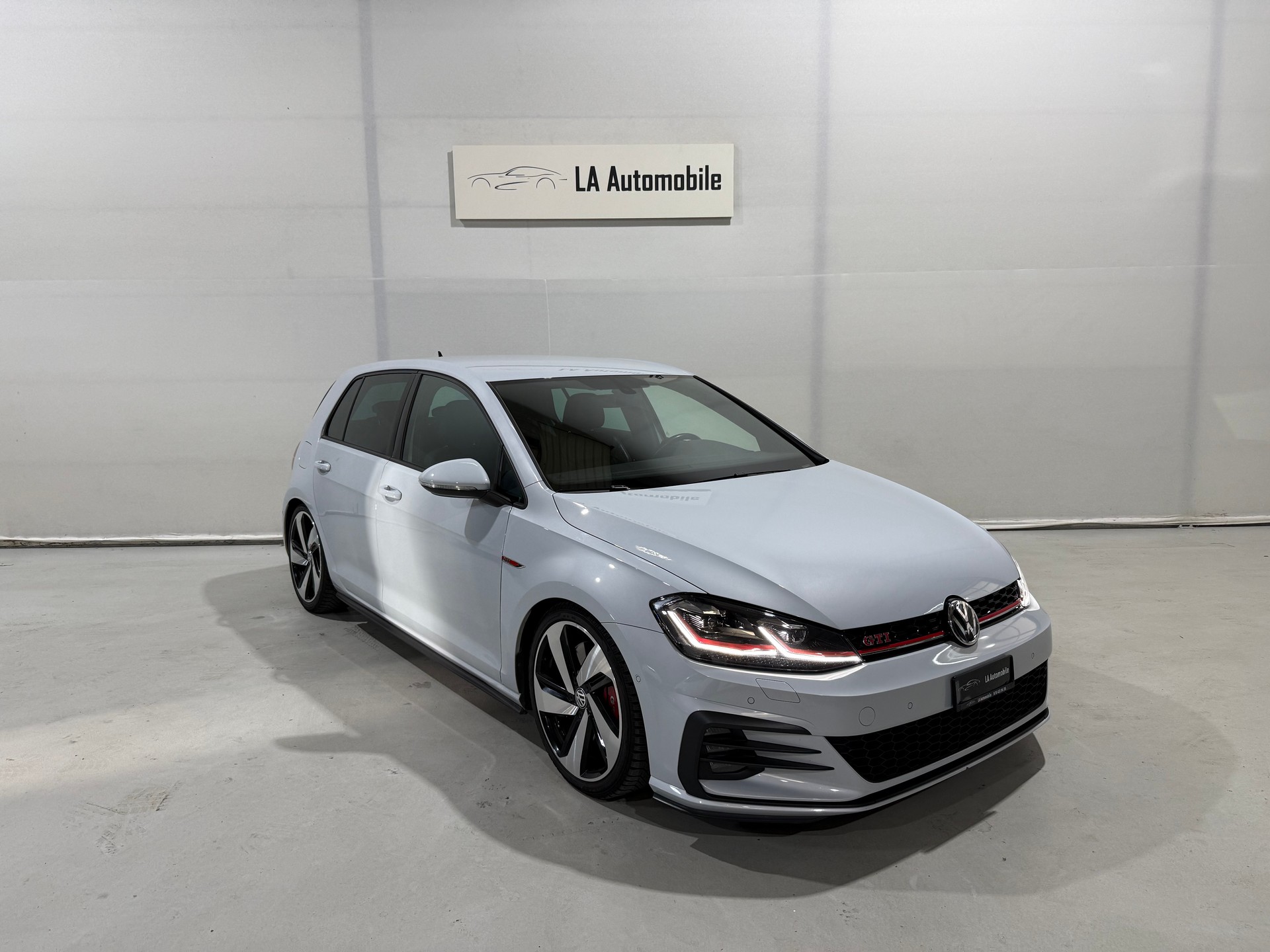 VW Golf 2.0 TSI GTI Performance DSG (CH Fahrzeug)-image-4