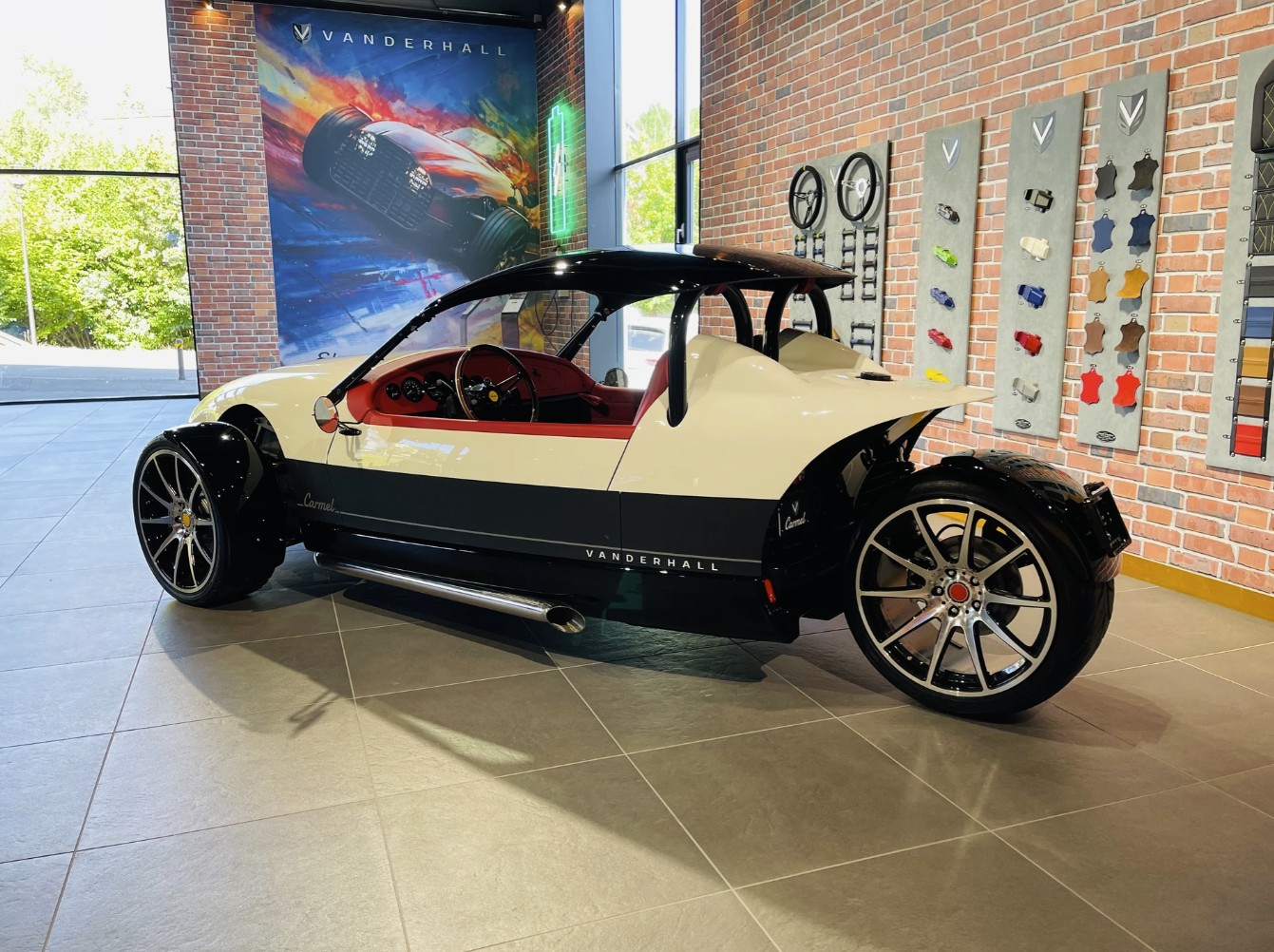 VANDERHALL Carmel GTS-image-4