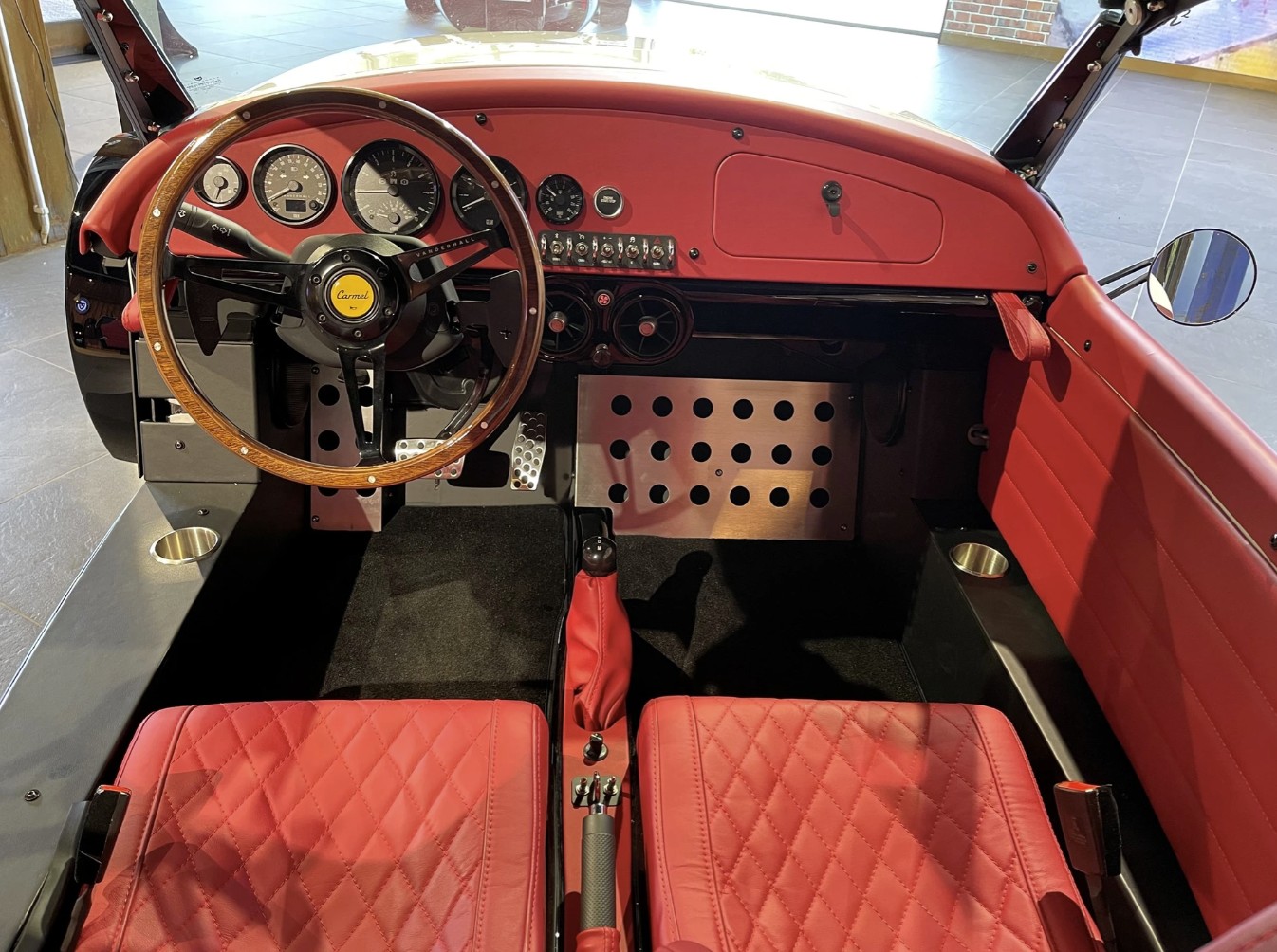 VANDERHALL Carmel GTS-image-9