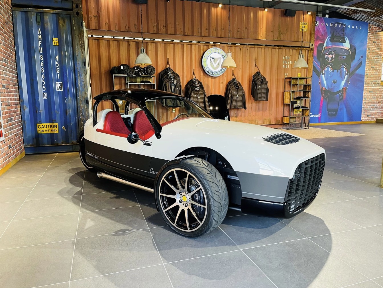 VANDERHALL Carmel GTS