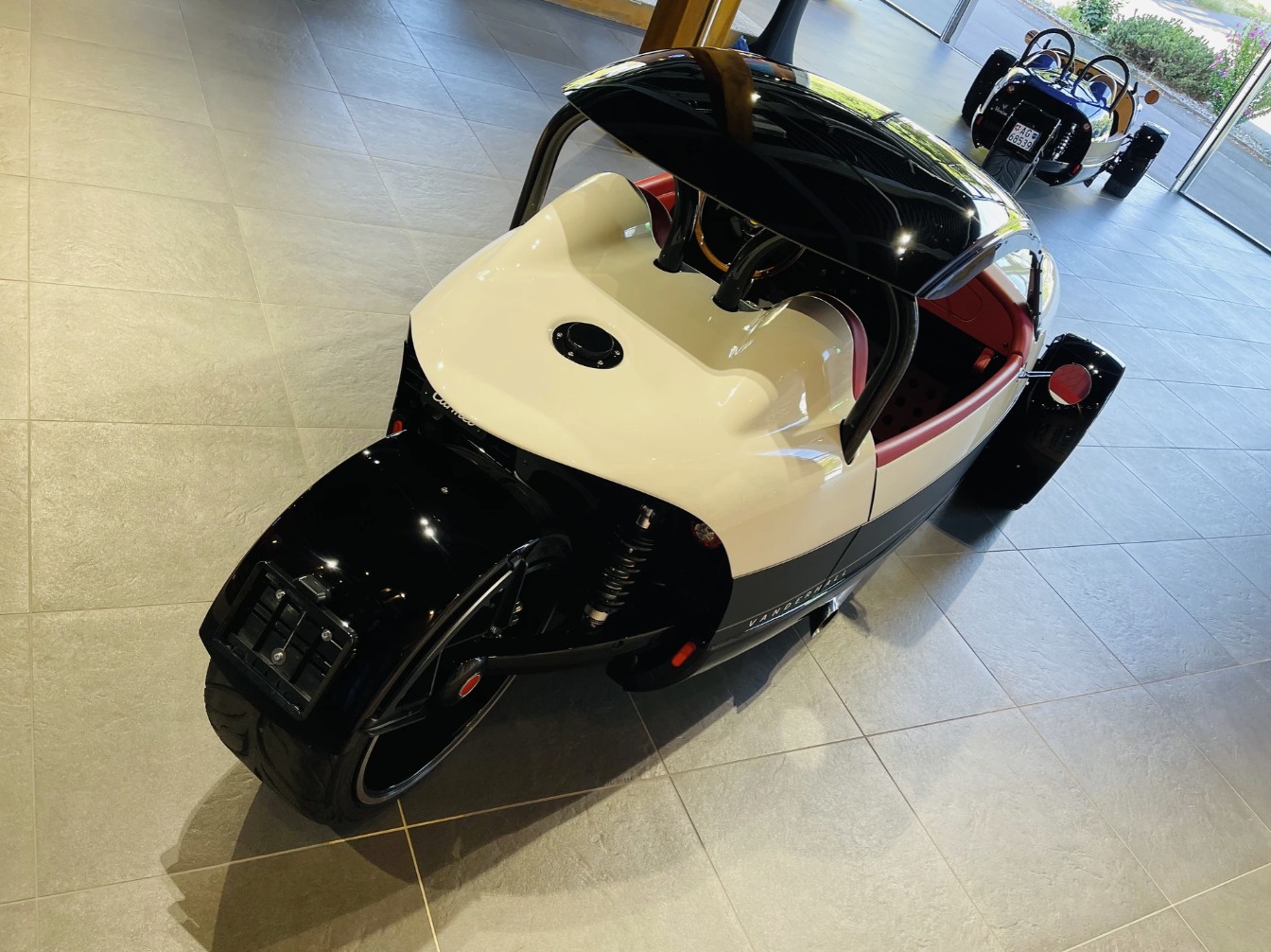 VANDERHALL Carmel GTS-image-6