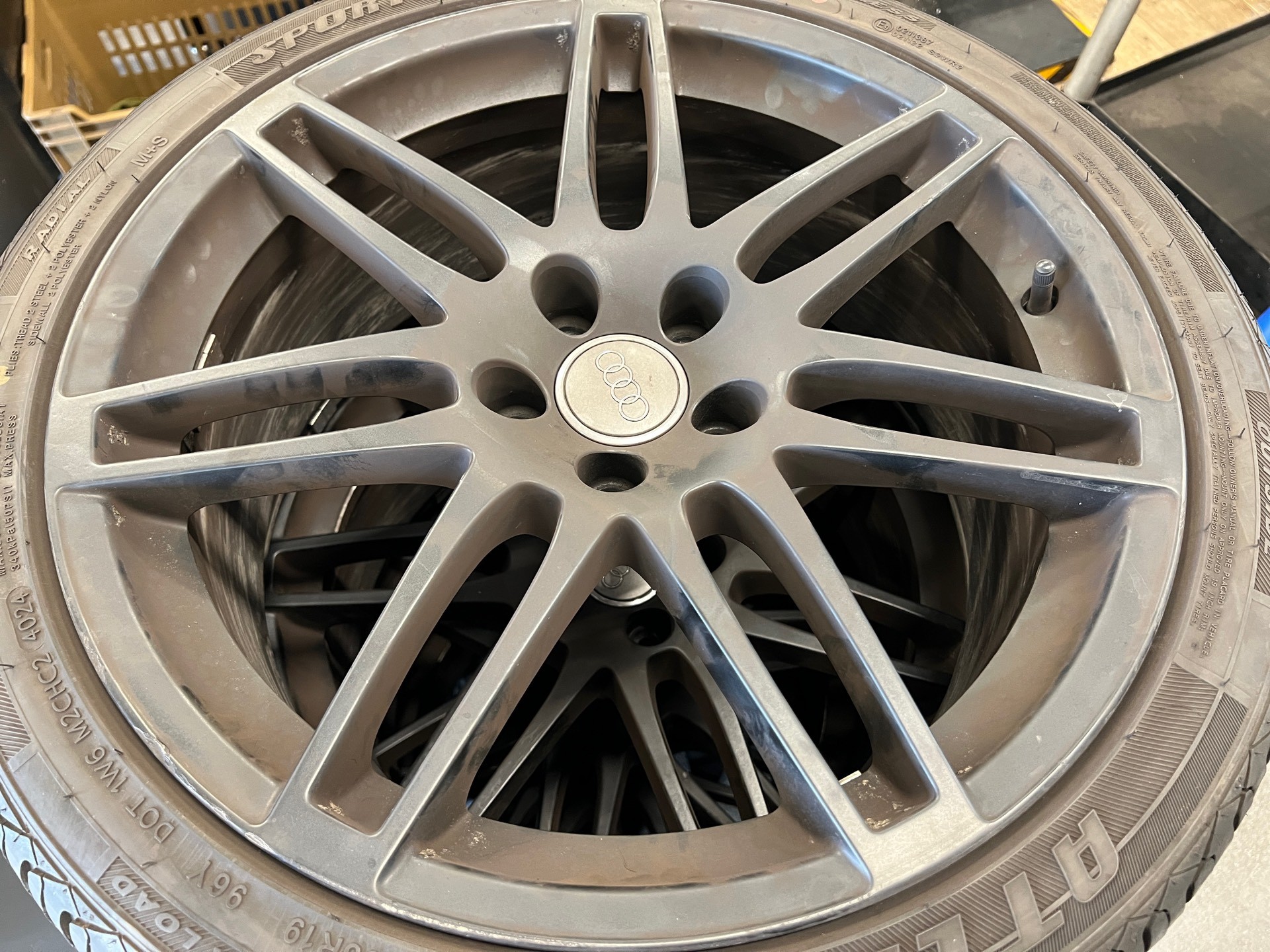 AUDI S4 Avant 3.0 TFSI quattro S-tronic-image-14