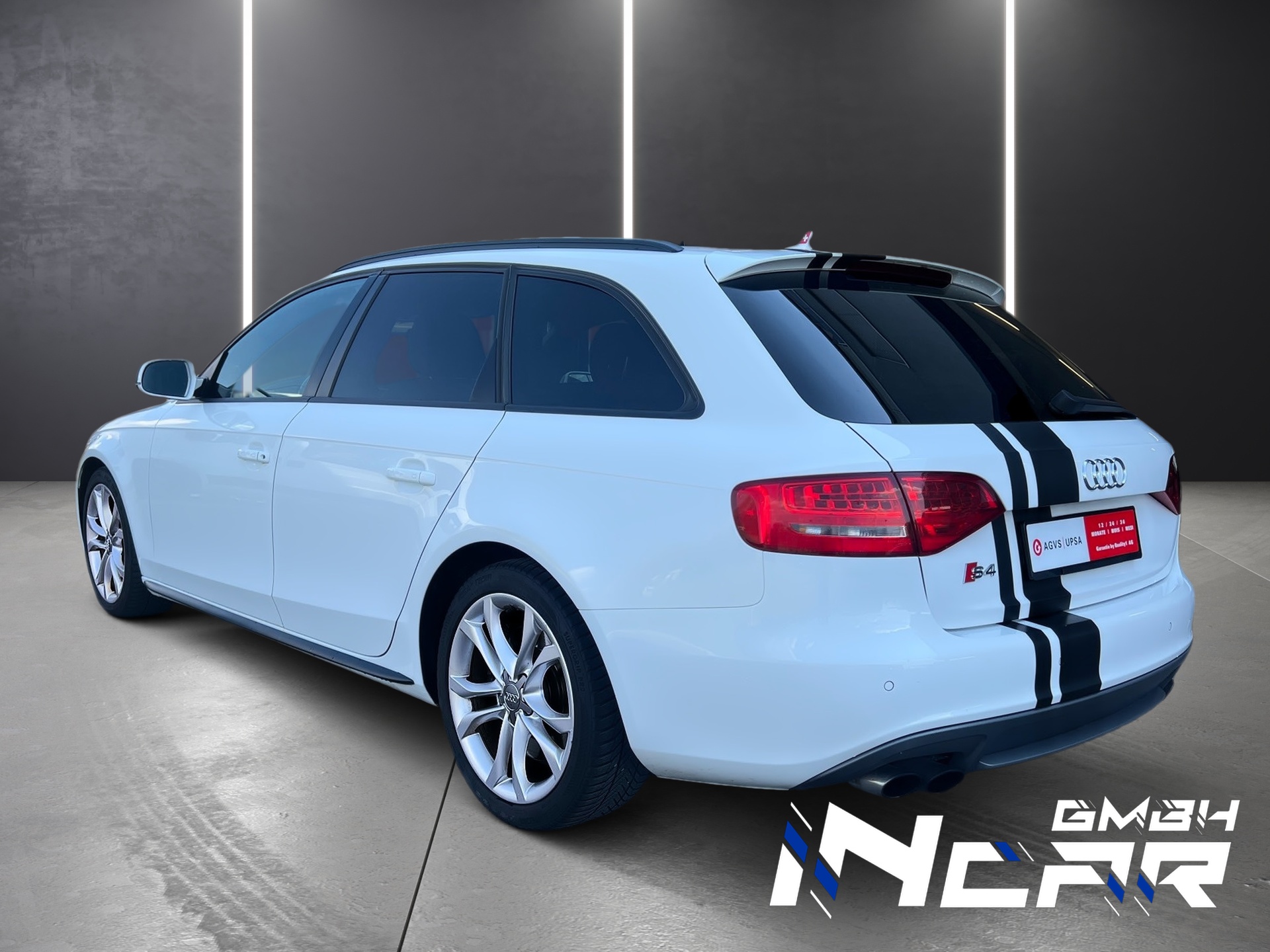 AUDI S4 Avant 3.0 TFSI quattro S-tronic-image-3