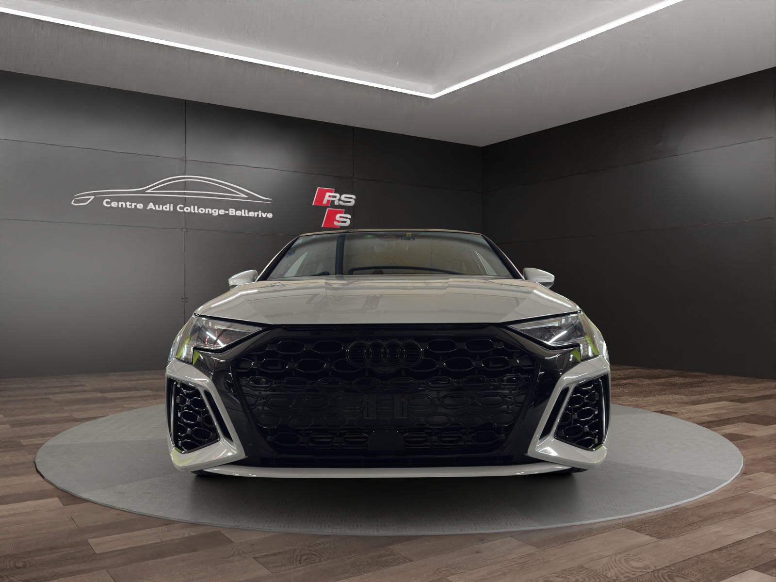 AUDI RS3 Sportback 2.5 TSI quattro S-tronic-showroom-element-1