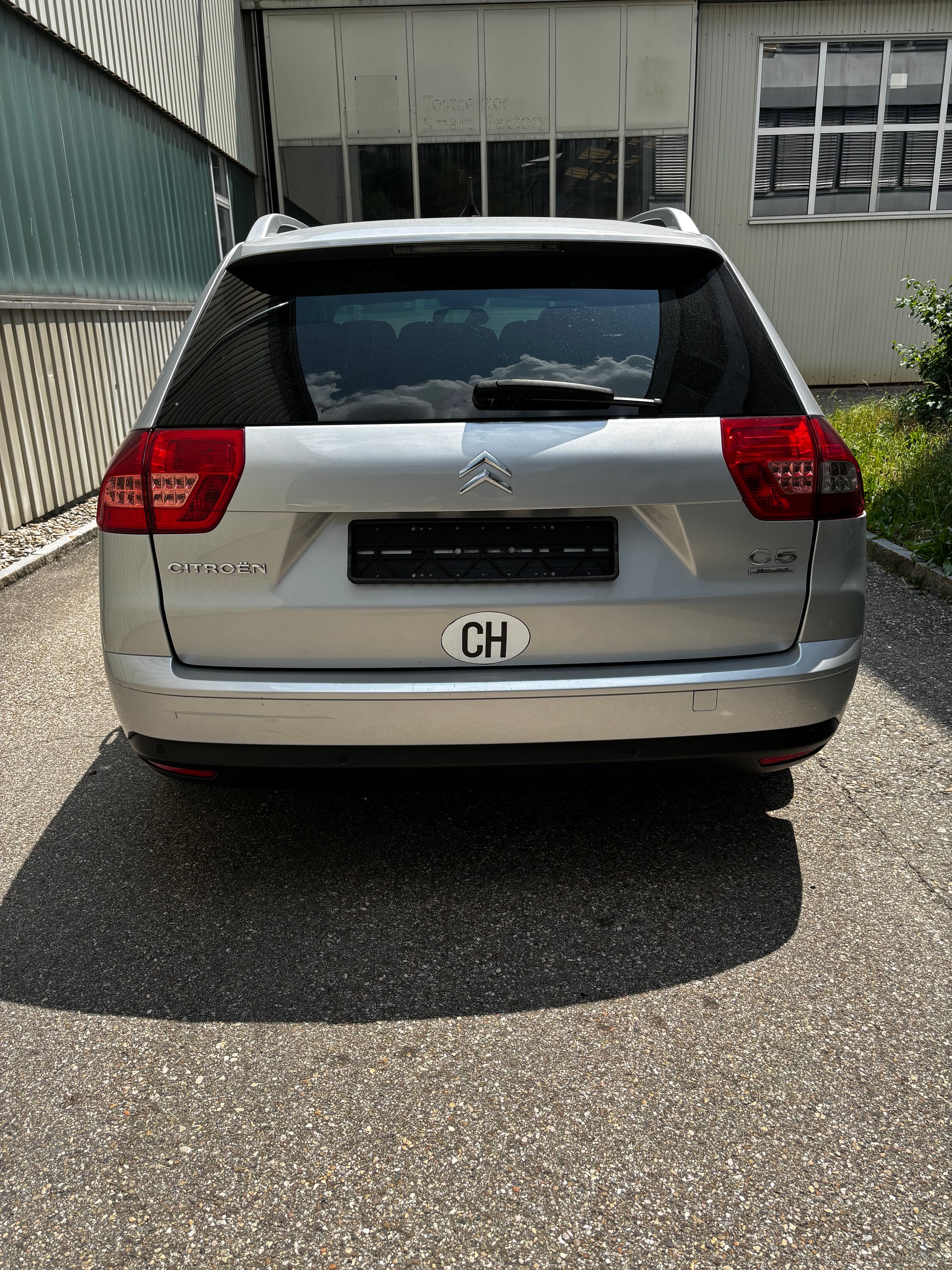 CITROEN C5 Tourer 2.7 HDi V6 Dynamique+ Automatic-image-5