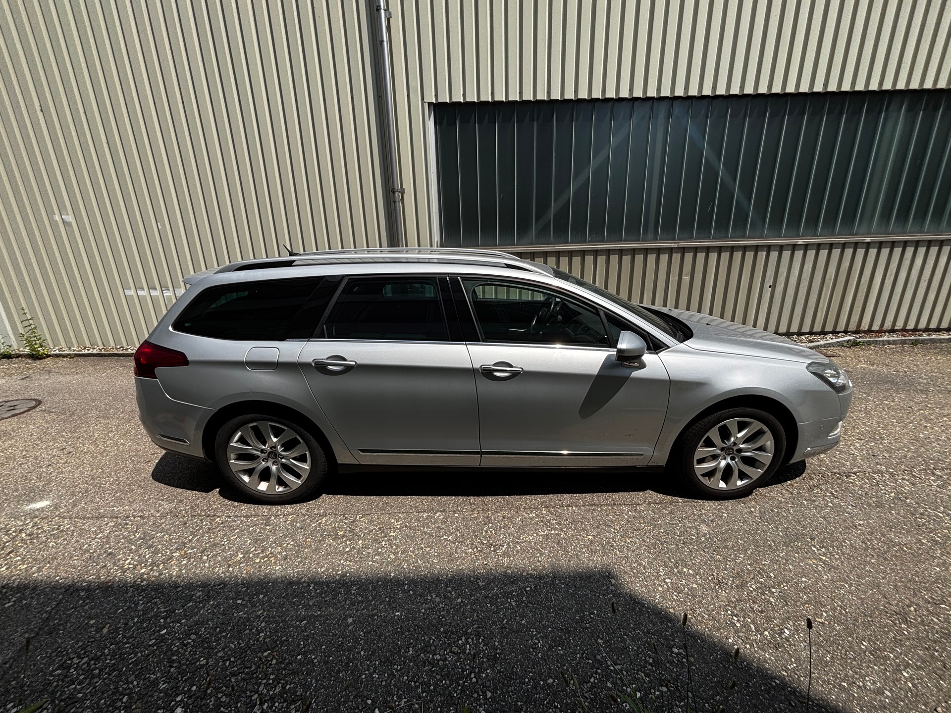 CITROEN C5 Tourer 2.7 HDi V6 Dynamique+ Automatic-image-2