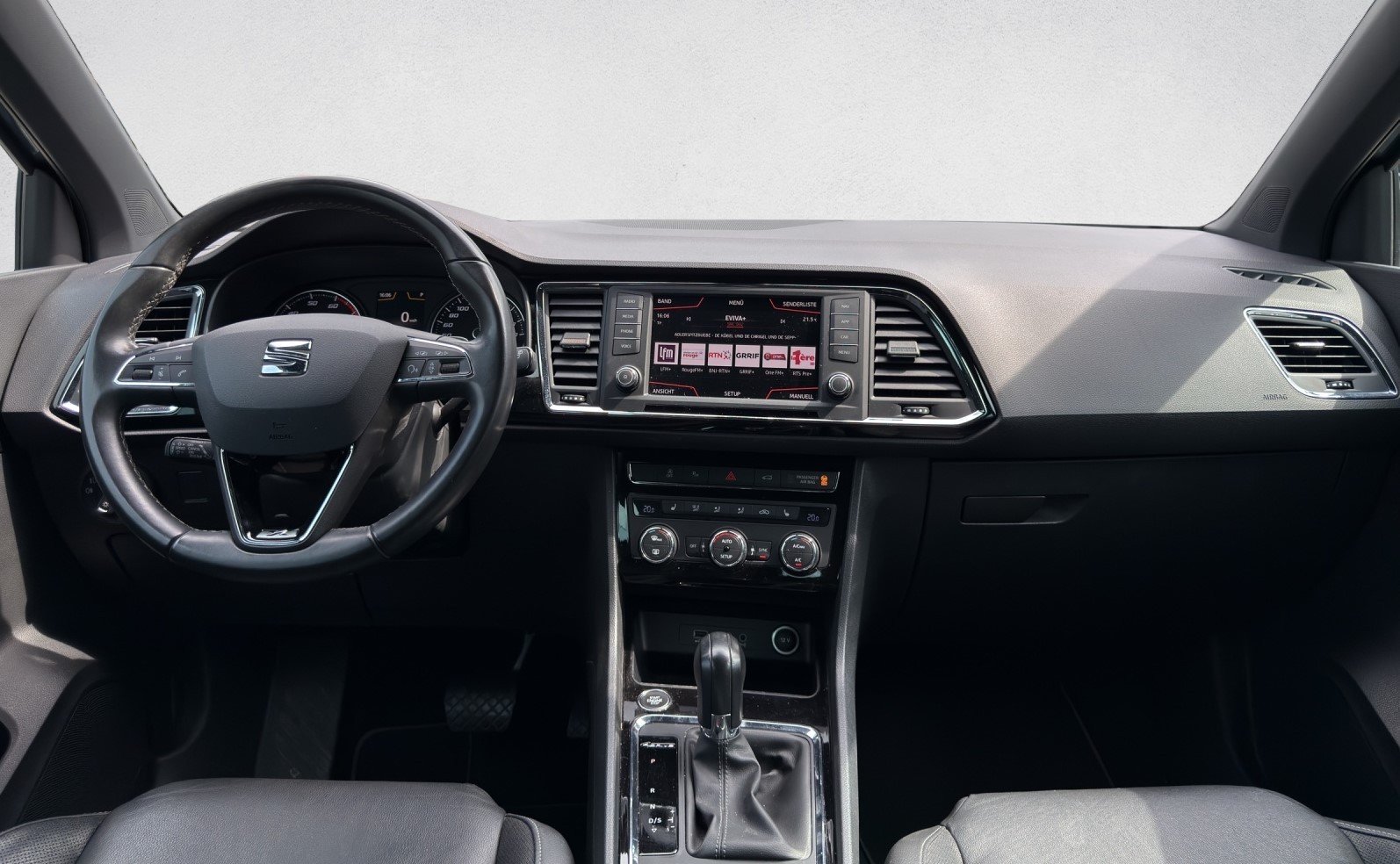 SEAT Ateca 2.0 TSI Xcellence 4Drive DSG-image-11