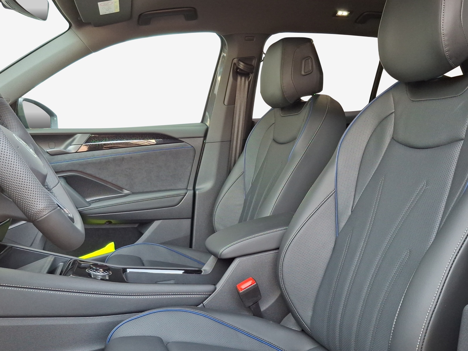 VW Tiguan 2.0 TSI DSG R-Line 4Motion-image-7